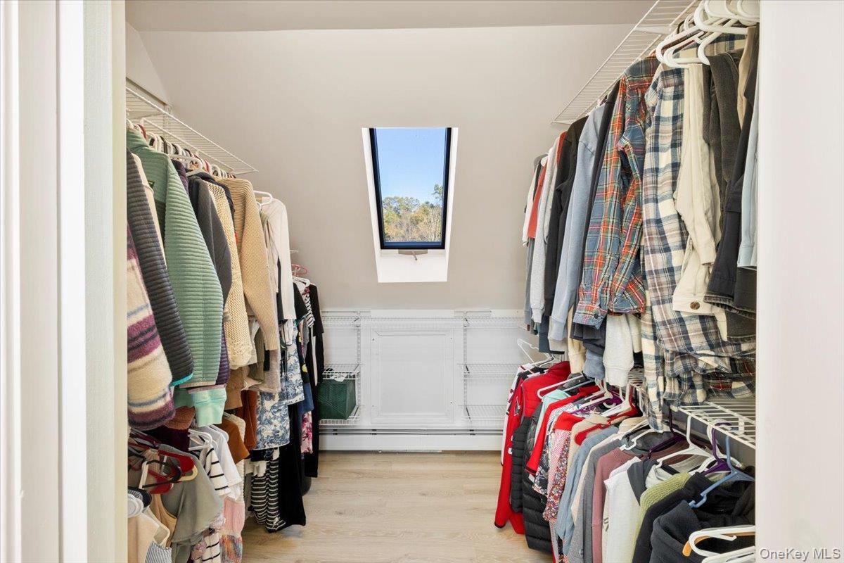 Single Family Mountain View Out Of Area, NY 12090, MLS-923208-28