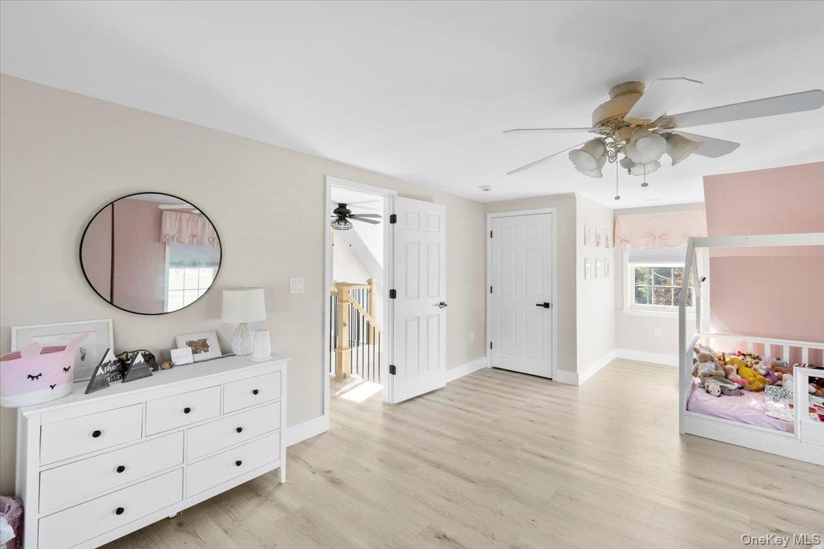 Single Family Mountain View Out Of Area, NY 12090, MLS-923208-31