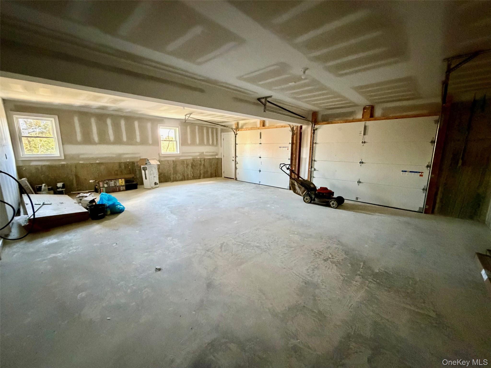 Single Family Webster  Putnam County, NY 12563, MLS-923220-28