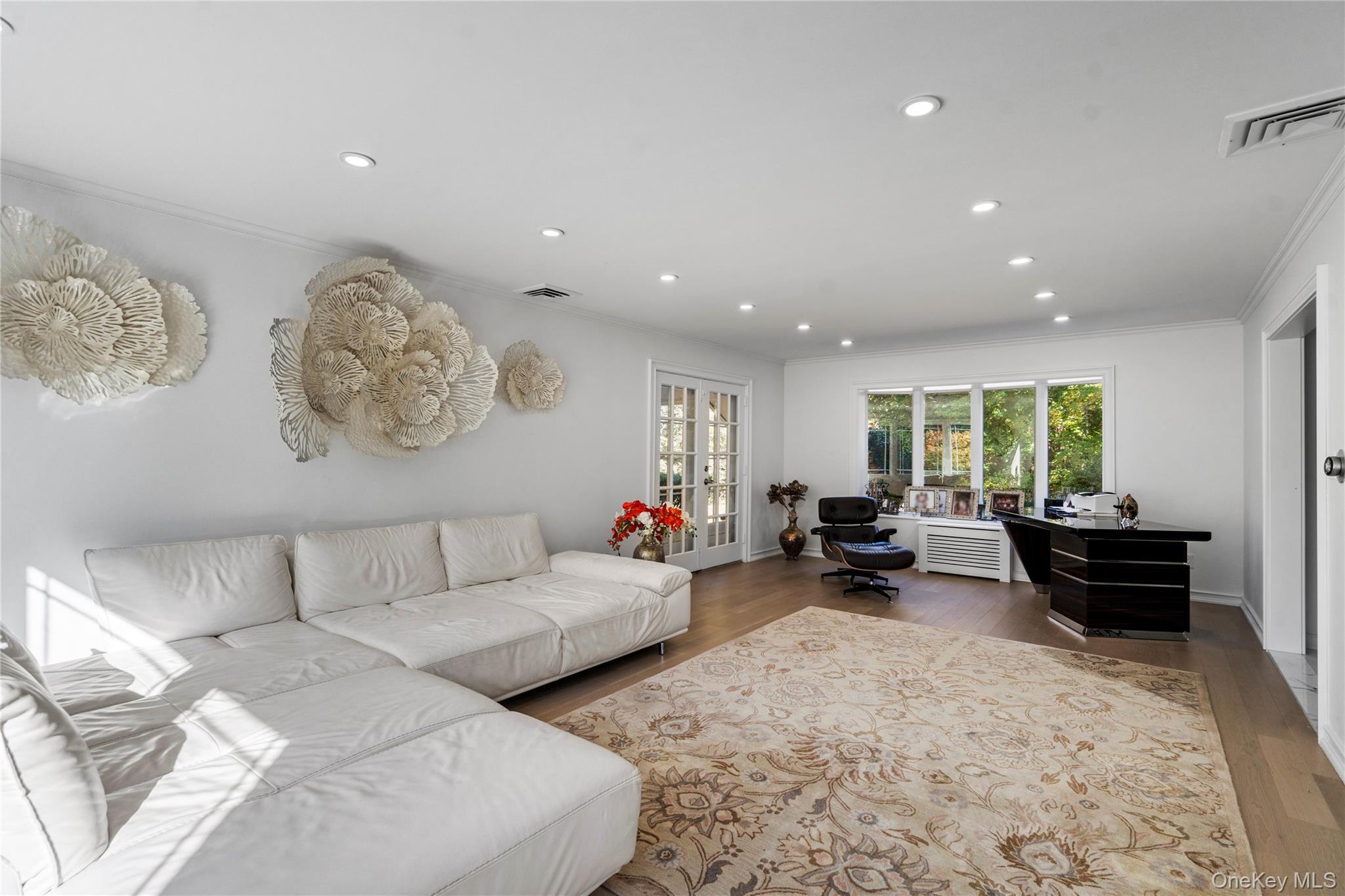 Single Family Ripley Nassau County, NY 11771, MLS-923225-11