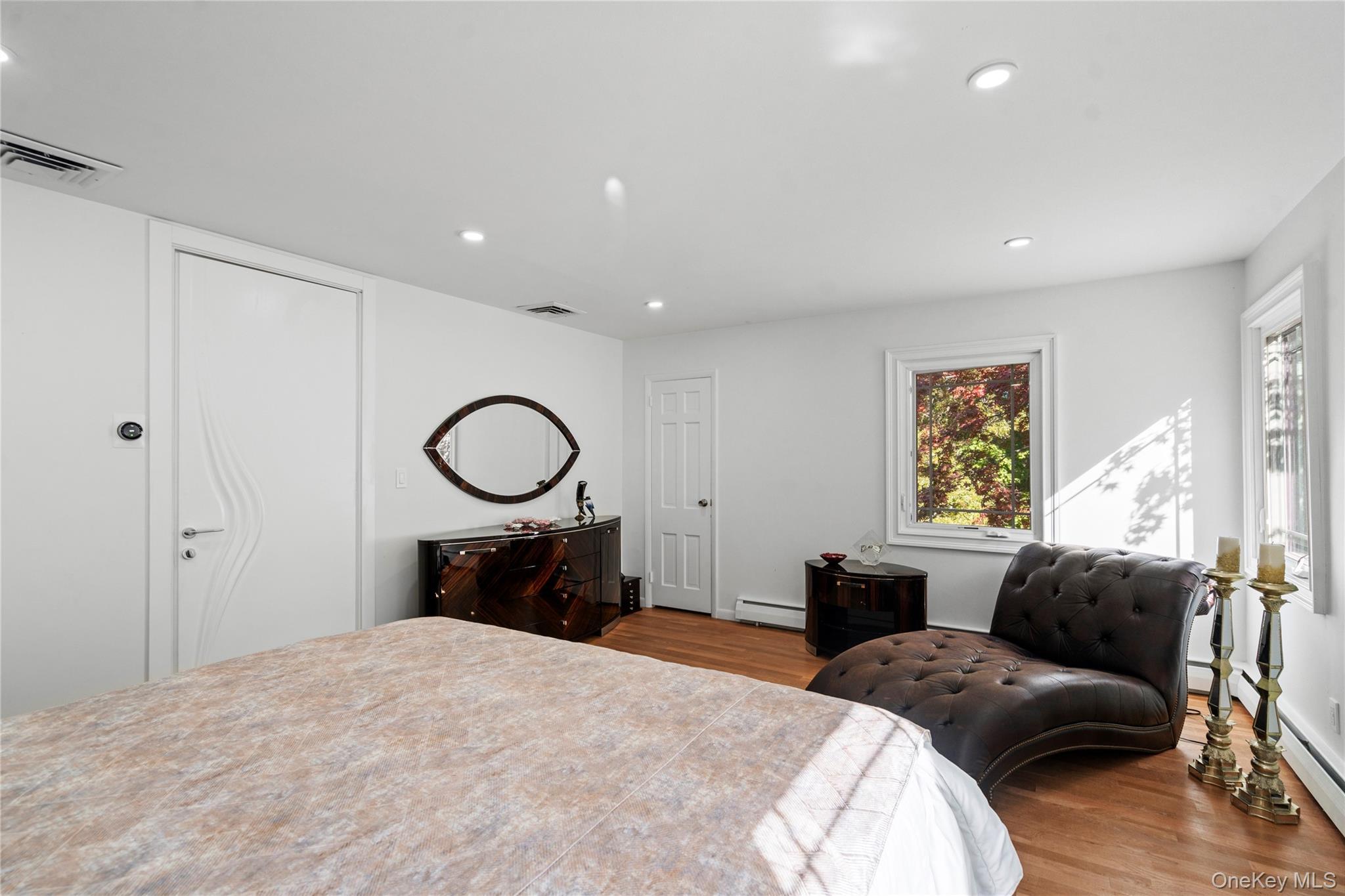 Single Family Ripley Nassau County, NY 11771, MLS-923225-21