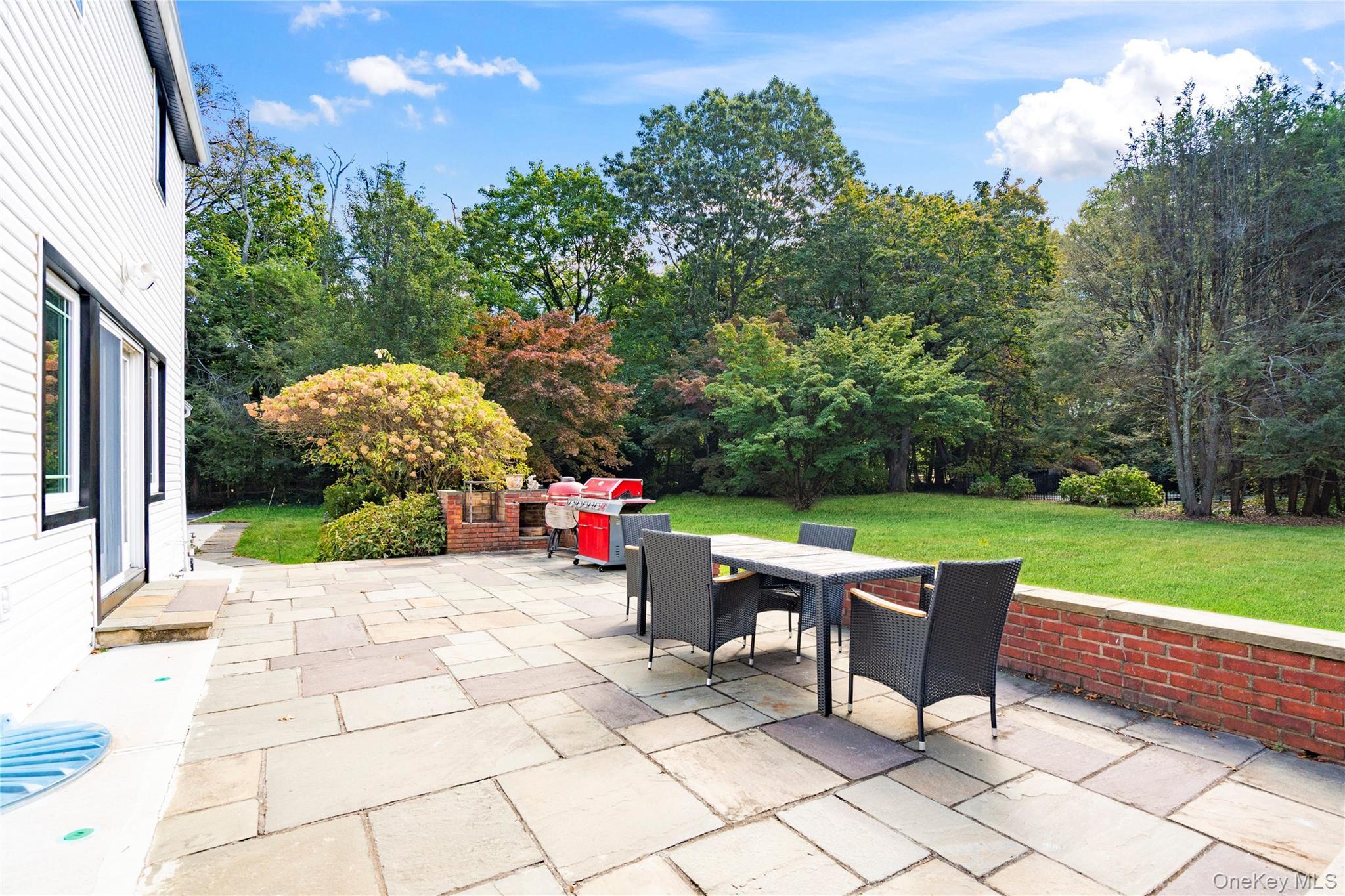 Single Family Ripley Nassau County, NY 11771, MLS-923225-33