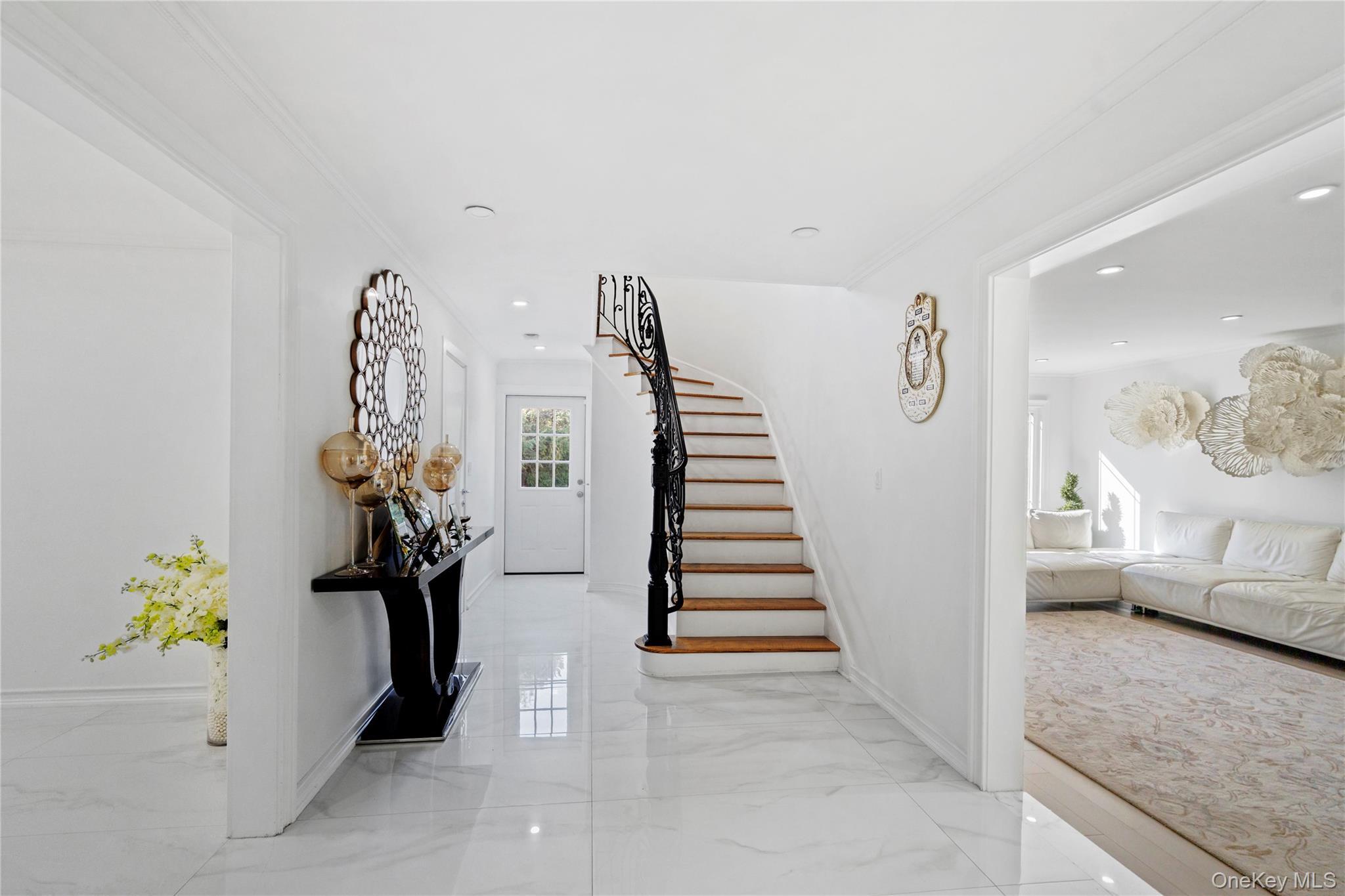 Single Family Ripley Nassau County, NY 11771, MLS-923225-4