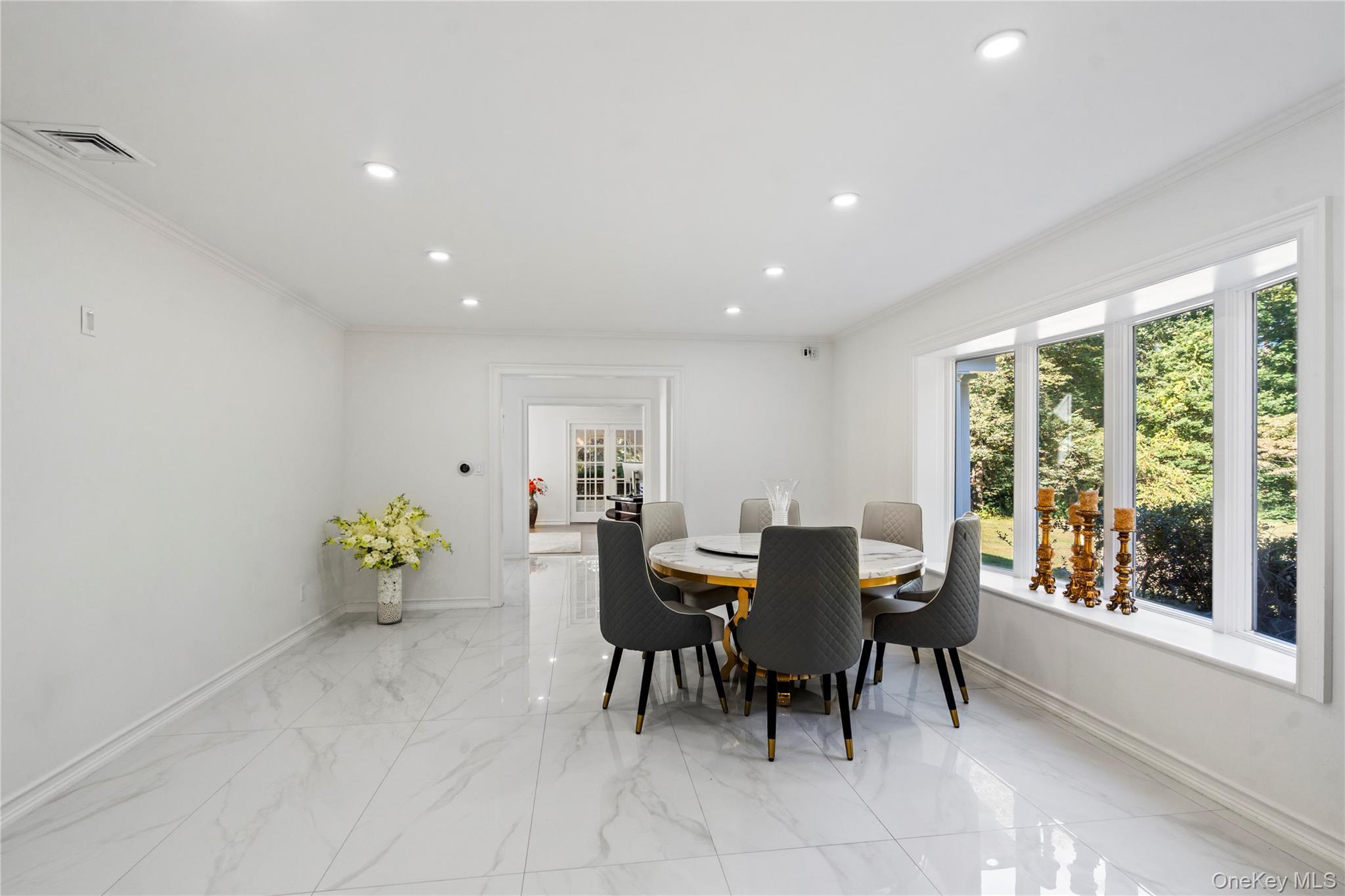 Single Family Ripley Nassau County, NY 11771, MLS-923225-9