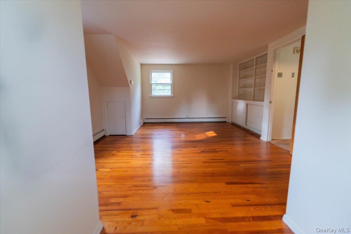 Single Family Willow Tree Rockland County, NY 10977, MLS-923226-30