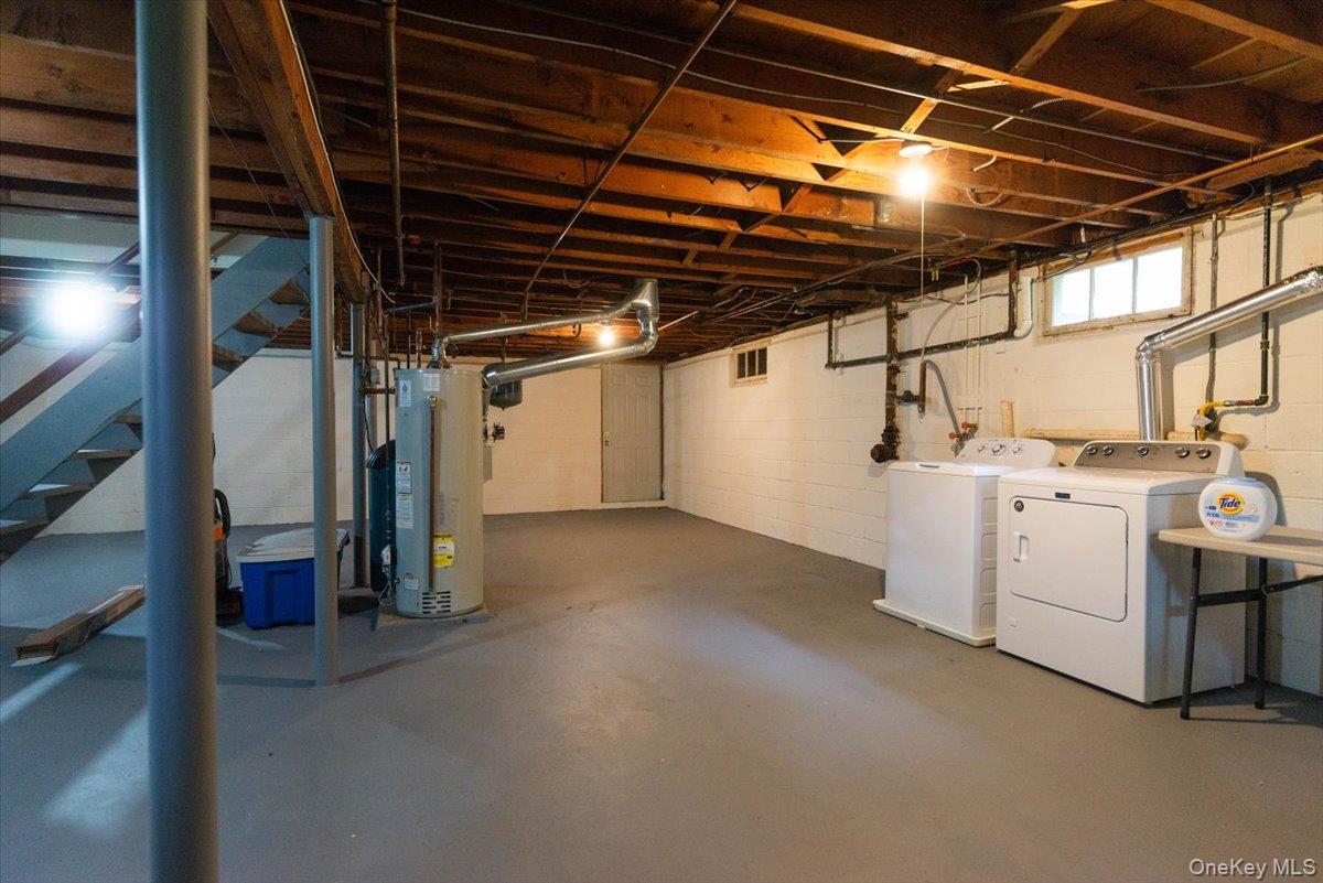 Single Family Willow Tree Rockland County, NY 10977, MLS-923226-35