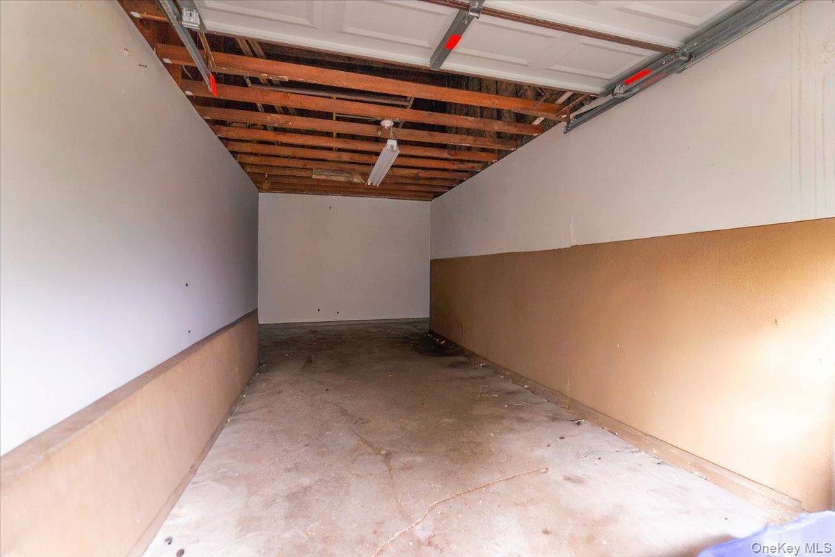 Single Family Willow Tree  Rockland County, NY 10977, MLS-923226-36