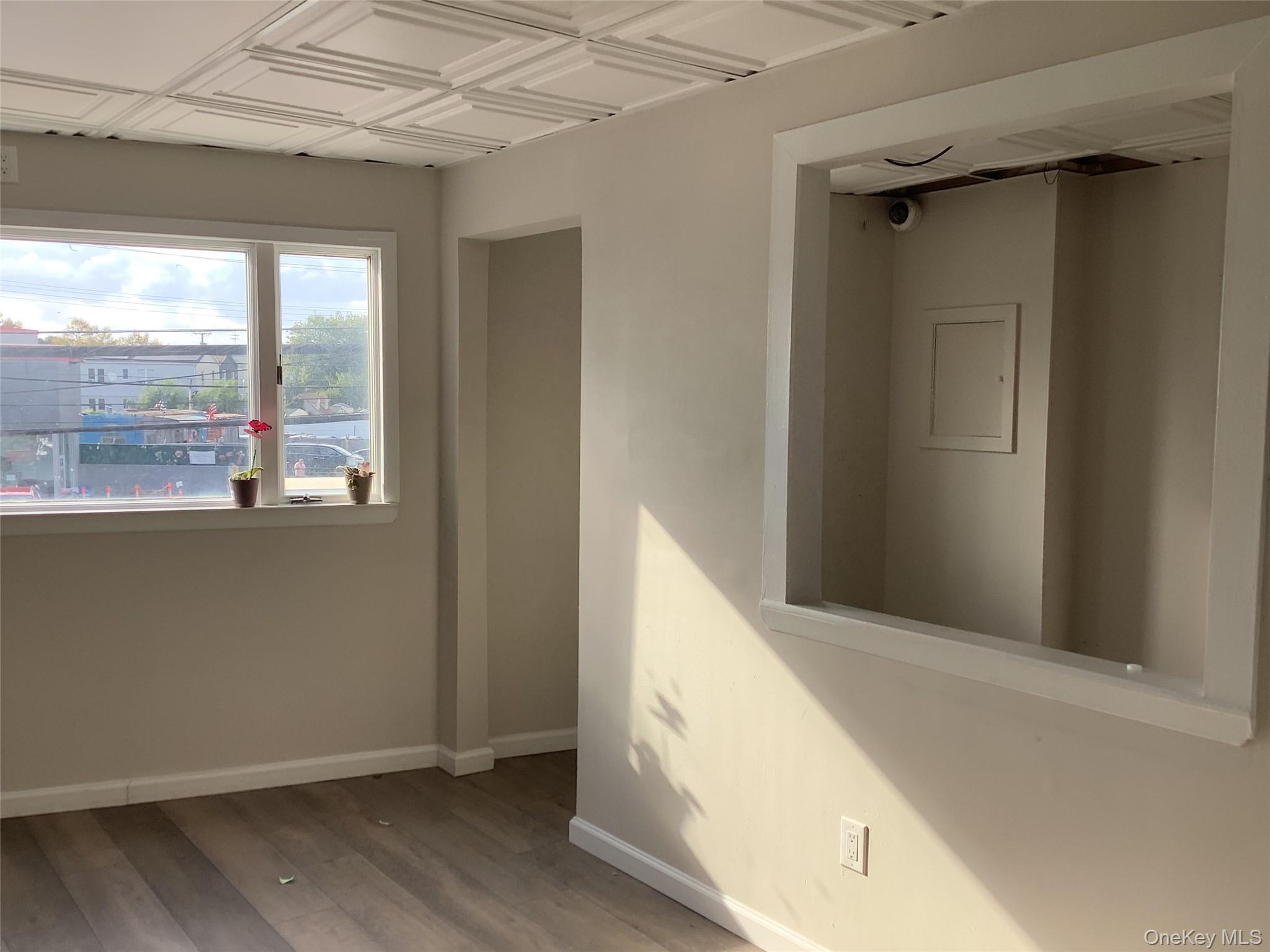 Commercial Lease Crossbay  Queens, NY 11417, MLS-923240-6