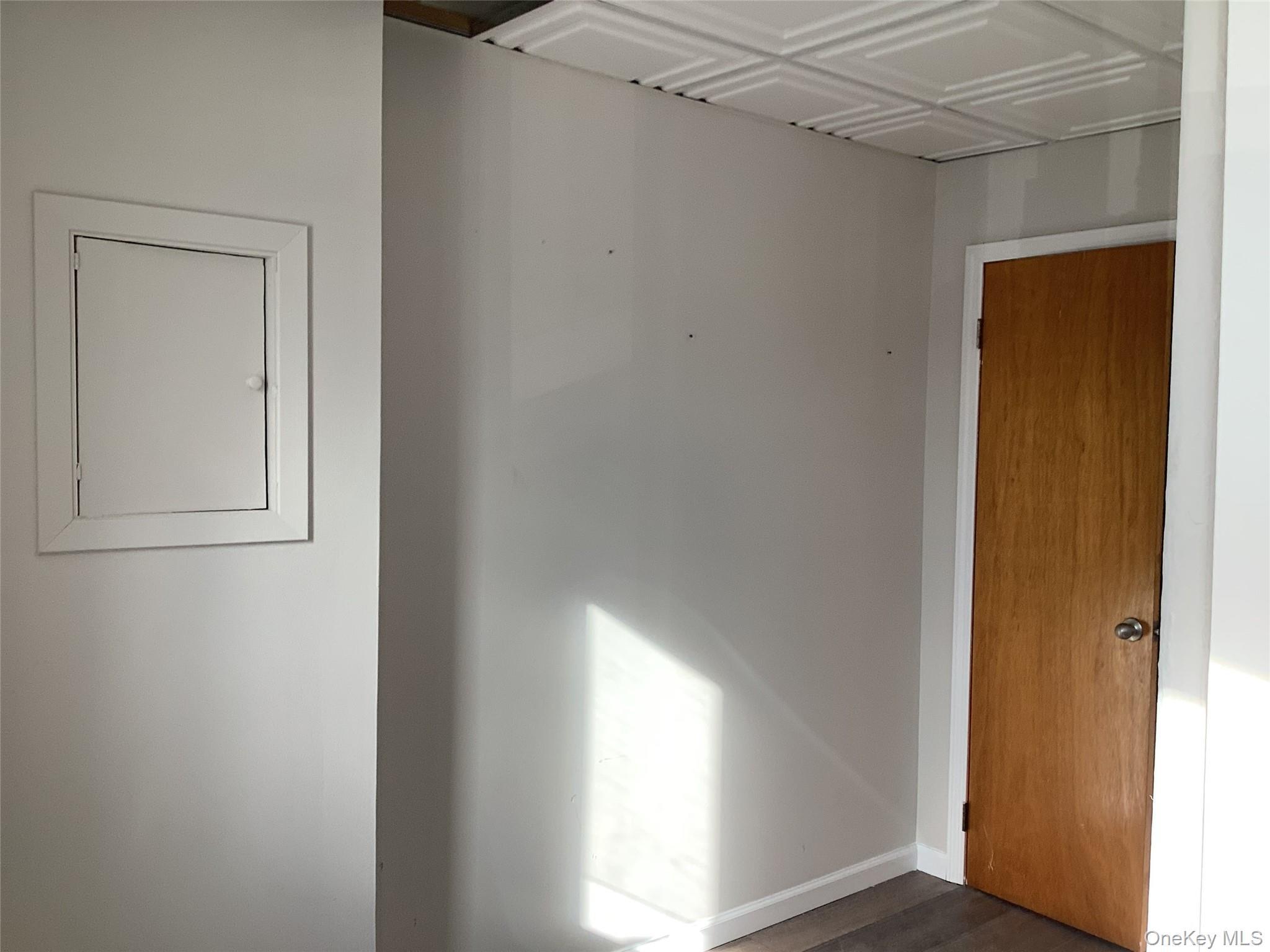 Commercial Lease Crossbay  Queens, NY 11417, MLS-923240-8