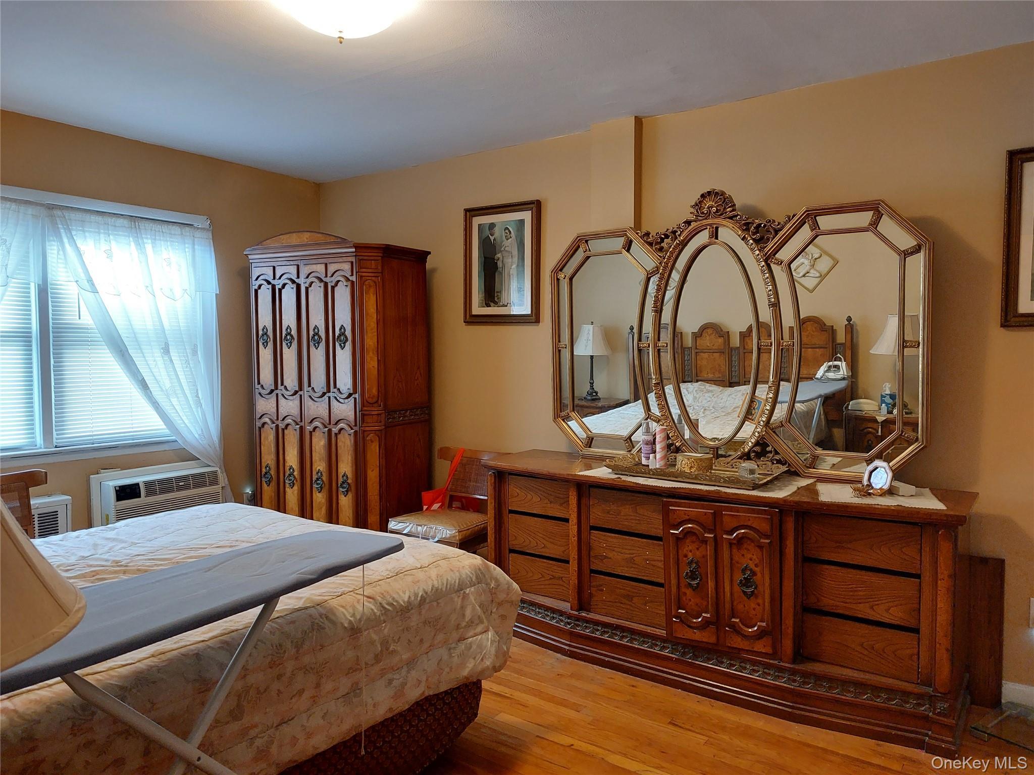 Single Family 48  Queens, NY 11368, MLS-923268-11