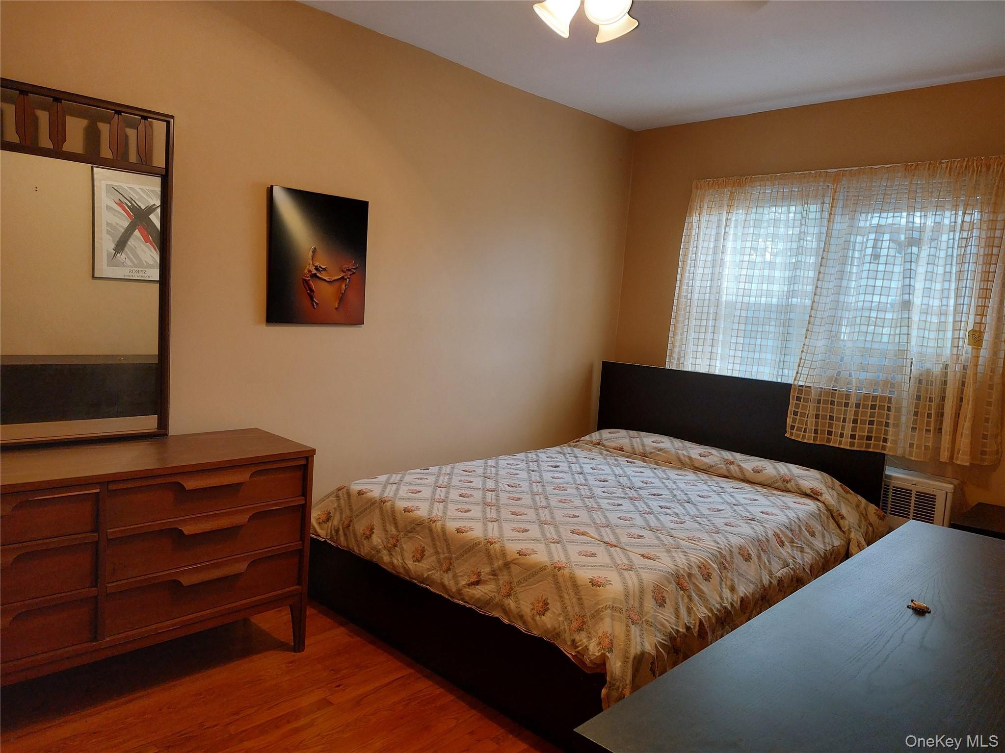 Single Family 48  Queens, NY 11368, MLS-923268-15