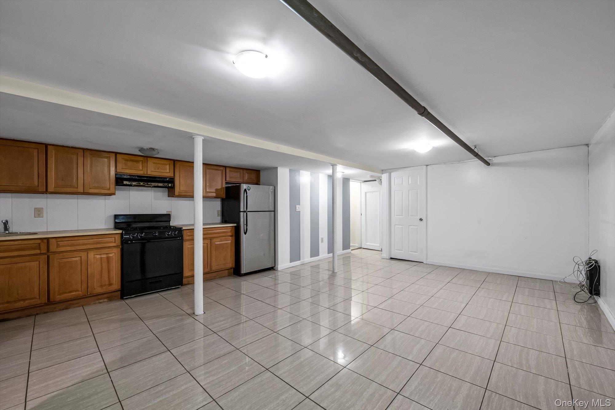 Single Family Nichols  Brooklyn, NY 11208, MLS-923274-16