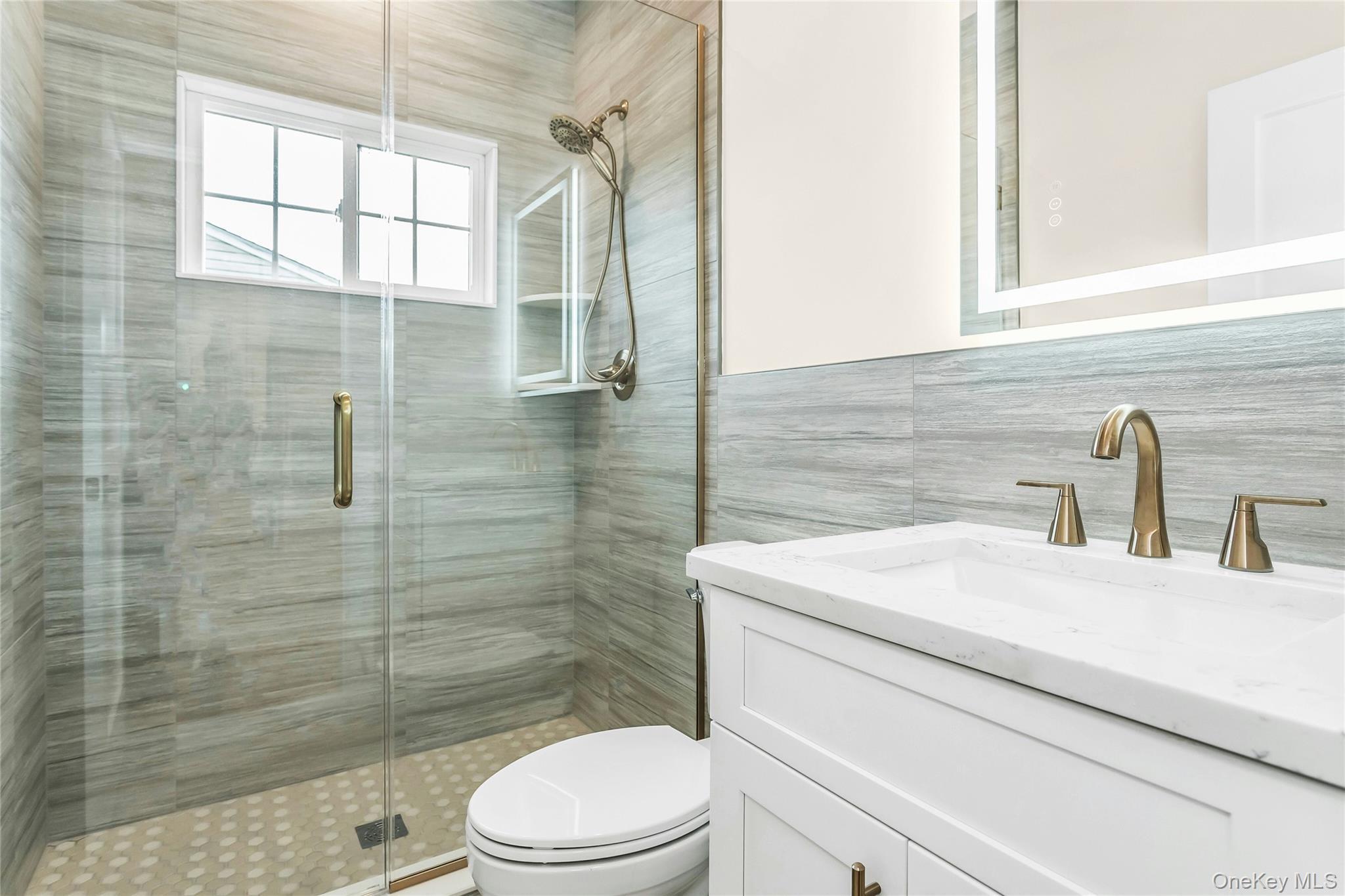 Single Family Cheshire Nassau County, NY 11791, MLS-923283-19