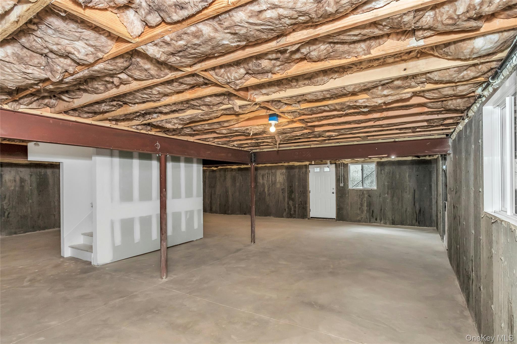 Single Family Cheshire Nassau County, NY 11791, MLS-923283-31