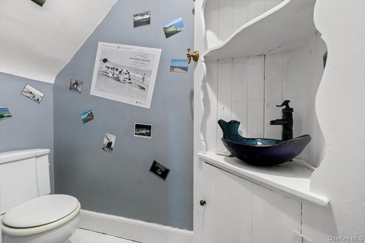 Single Family Whistler  Suffolk County, NY 06390, MLS-923298-16