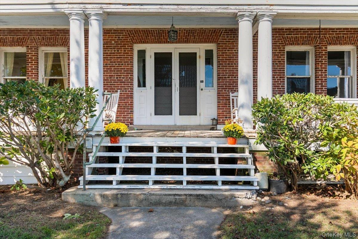 Single Family Whistler  Suffolk County, NY 06390, MLS-923298-2