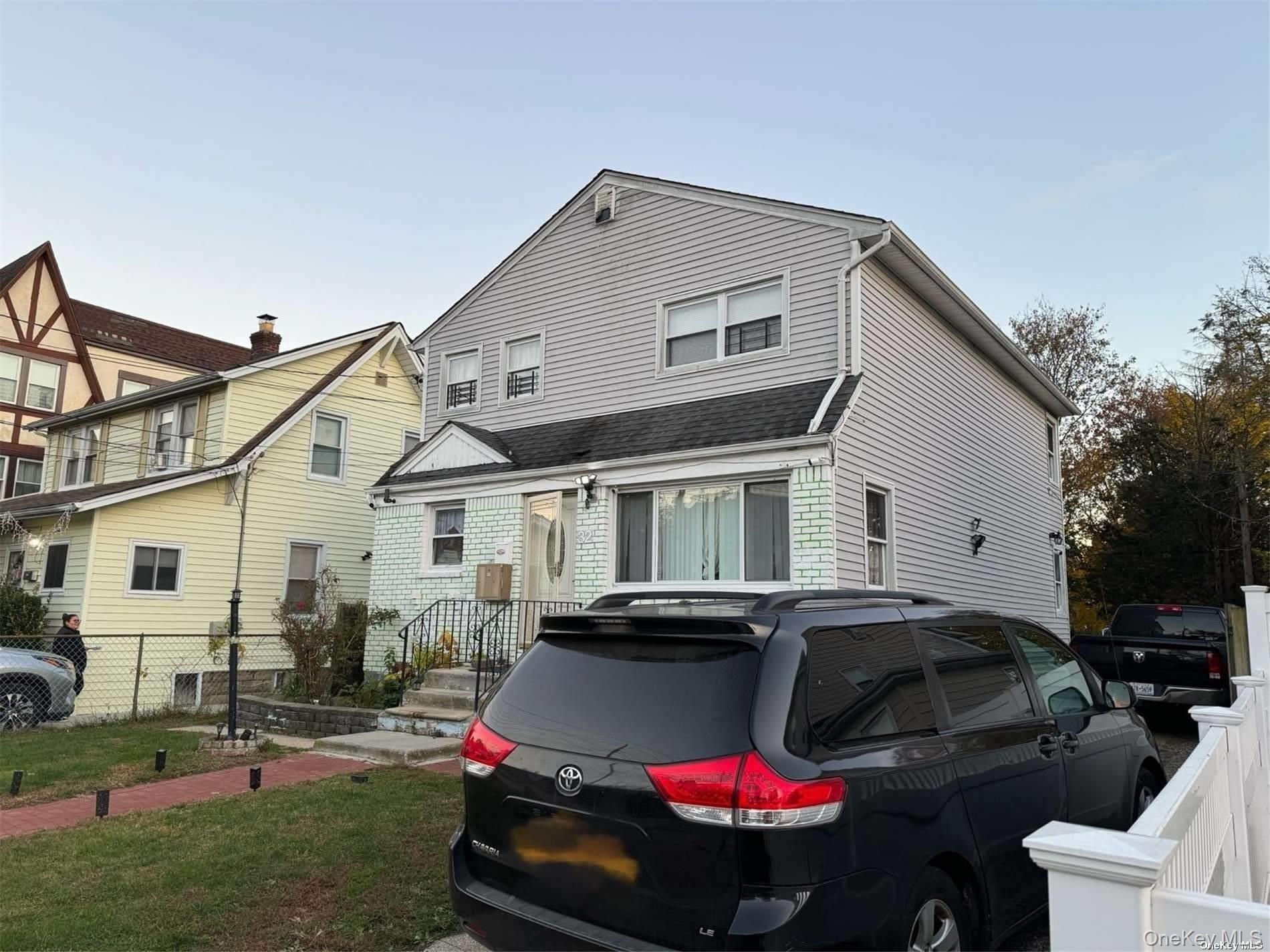 Single Family Stowe  Nassau County, NY 11550, MLS-923302-2