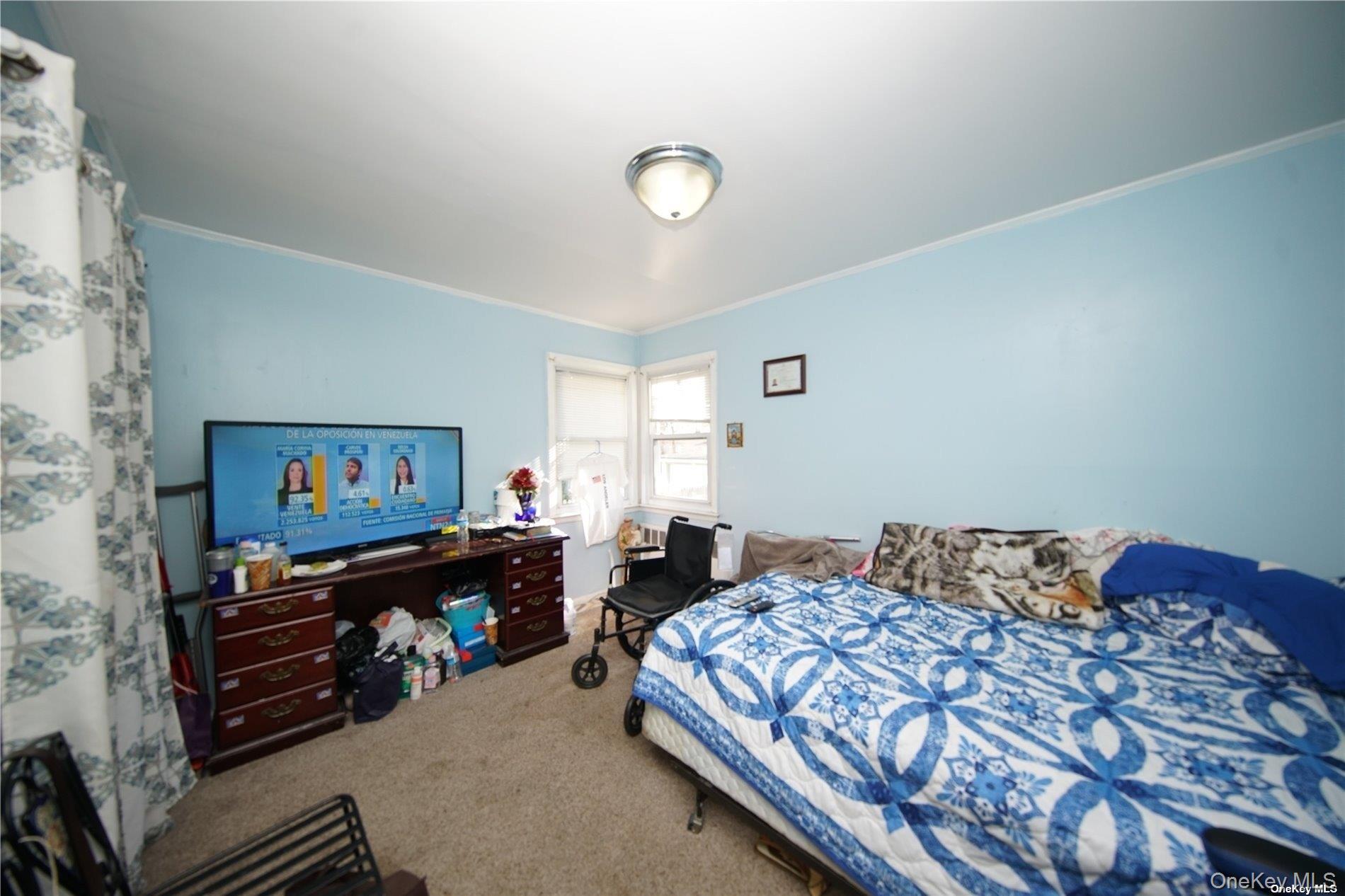 Single Family Stowe  Nassau County, NY 11550, MLS-923302-7