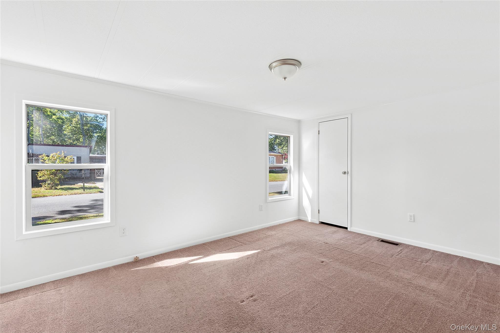 Single Family Old Country  Suffolk County, NY 11901, MLS-923306-10