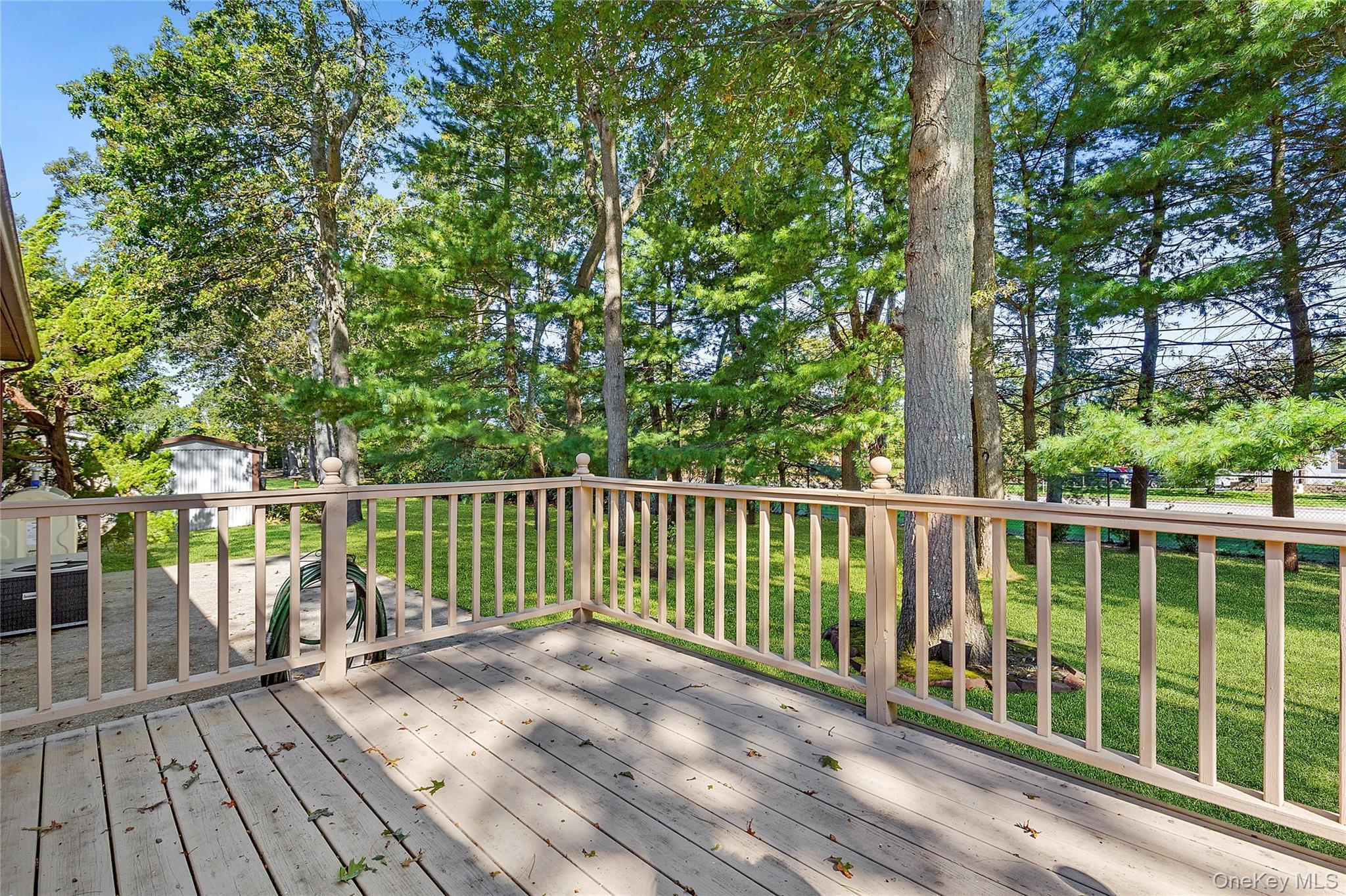 Single Family Old Country  Suffolk County, NY 11901, MLS-923306-4