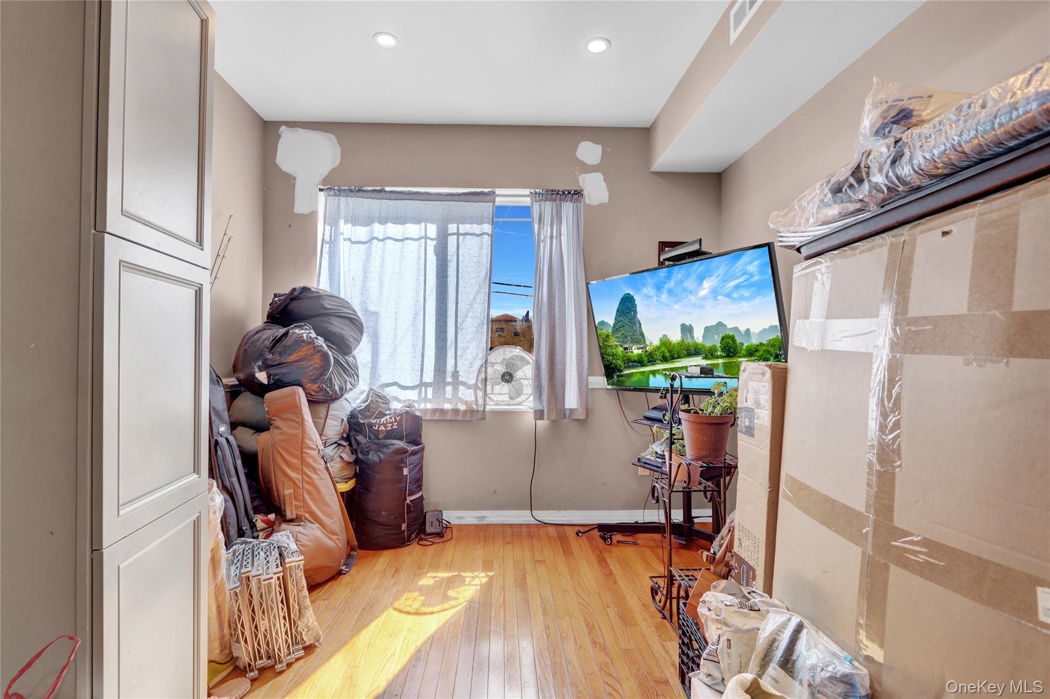 Single Family Seagirt Queens, NY 11691, MLS-923331-11