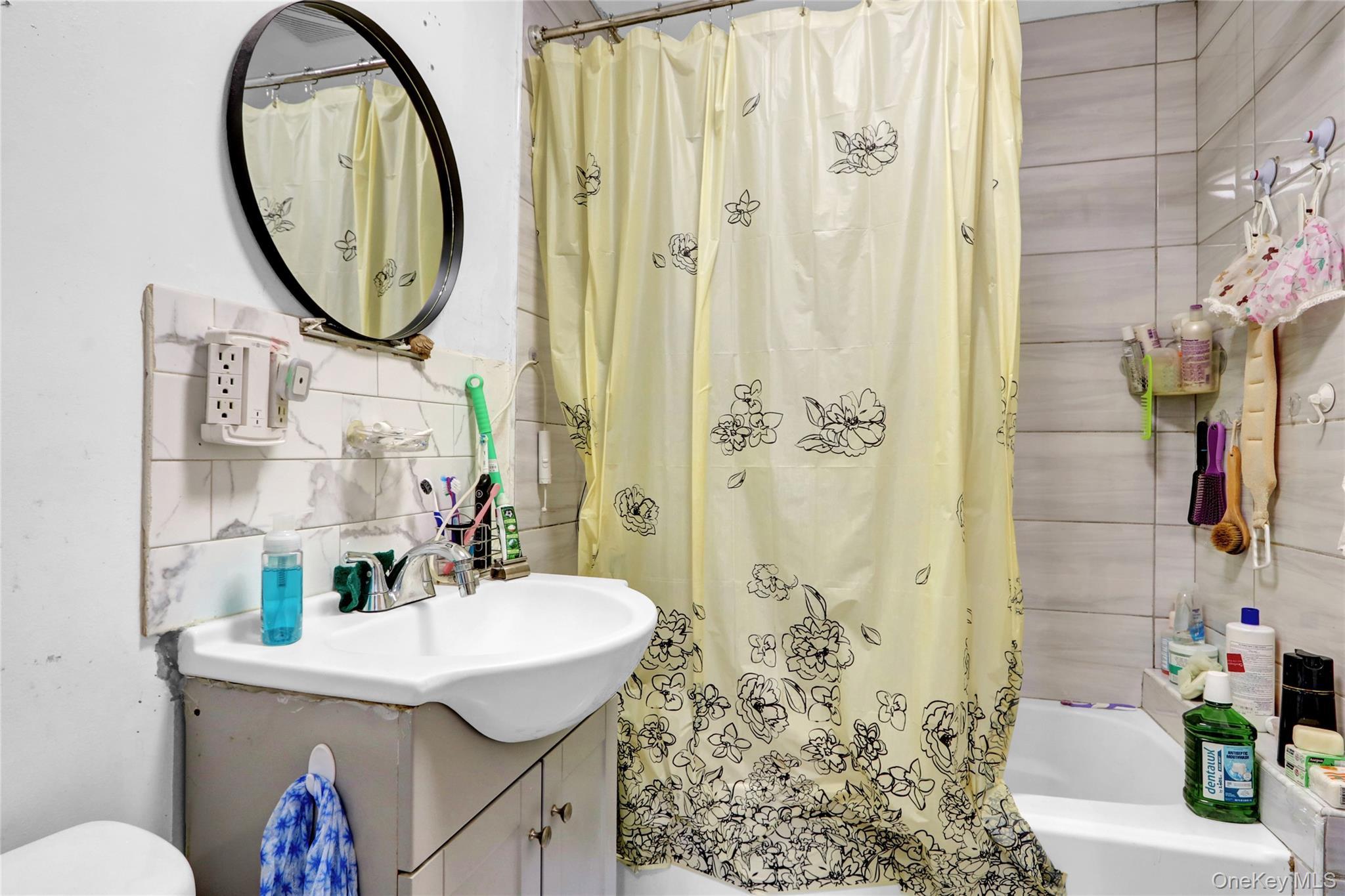 Single Family Seagirt Queens, NY 11691, MLS-923331-18