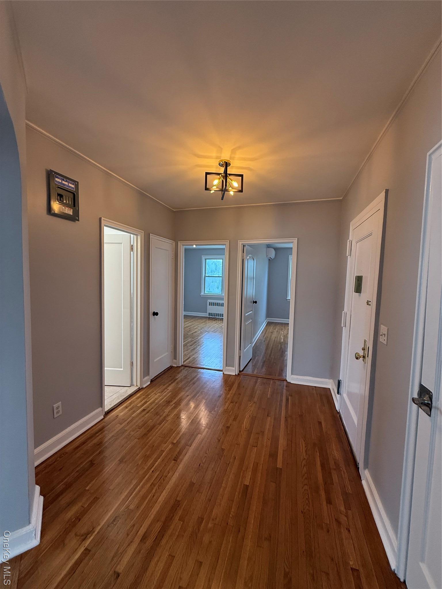 Apartment Amundson Bronx, NY 10466, MLS-923345-8