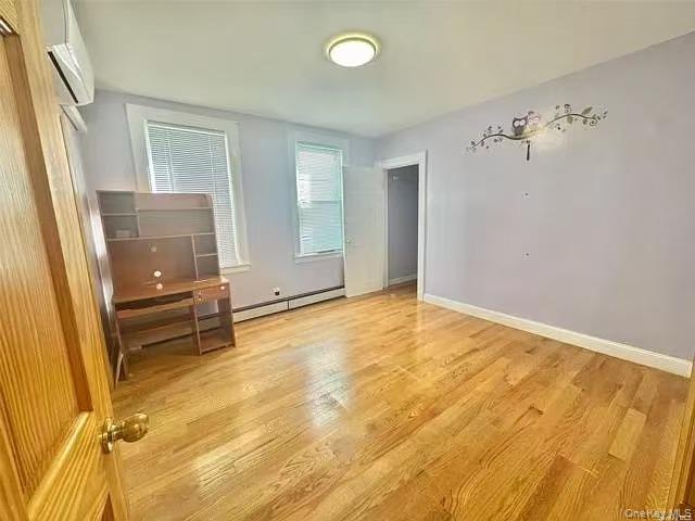 Single Family 14th  Queens, NY 11356, MLS-923367-4