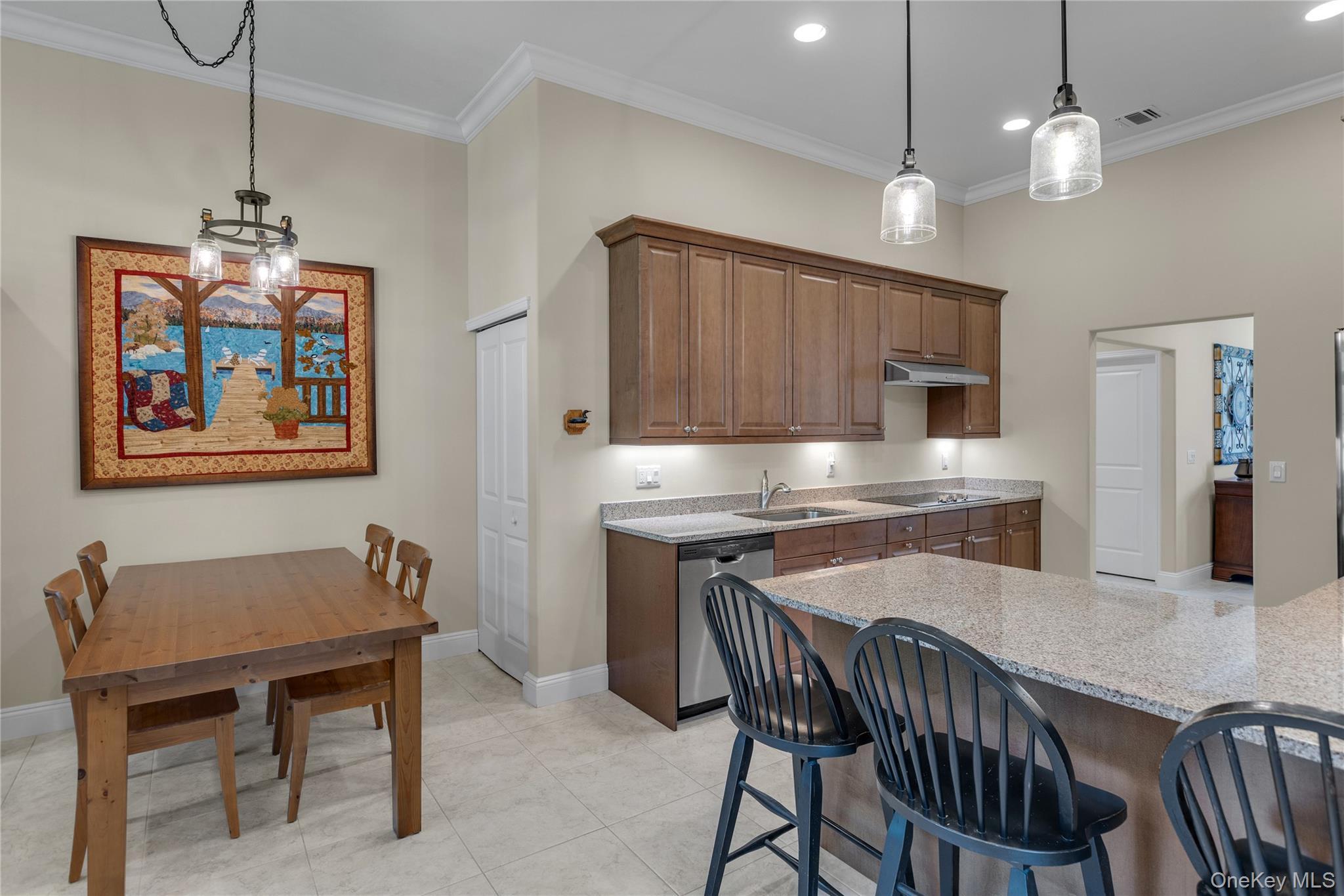 Single Family Hamlet Woods Suffolk County, NY 11780, MLS-923370-13