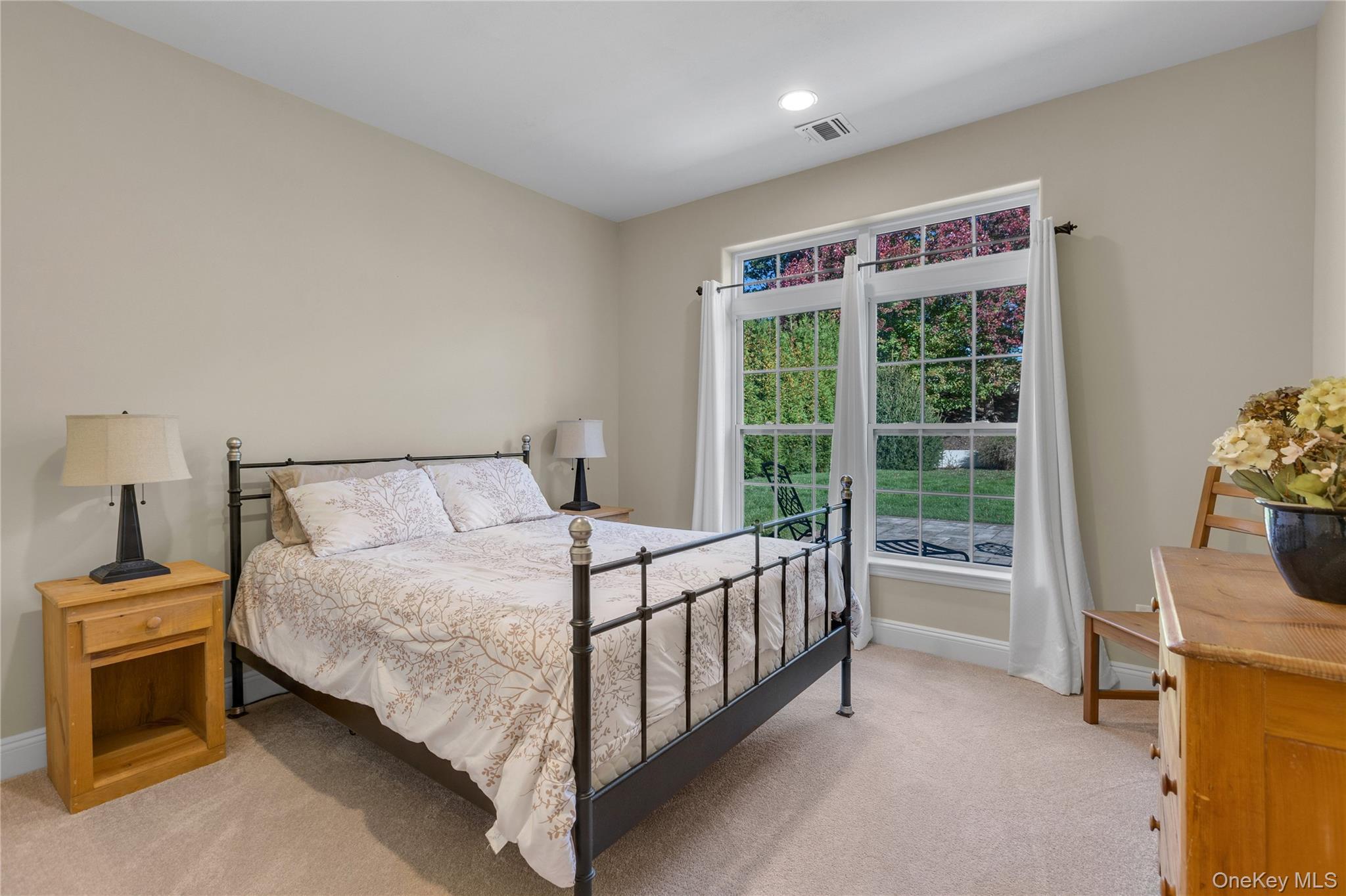 Single Family Hamlet Woods Suffolk County, NY 11780, MLS-923370-20