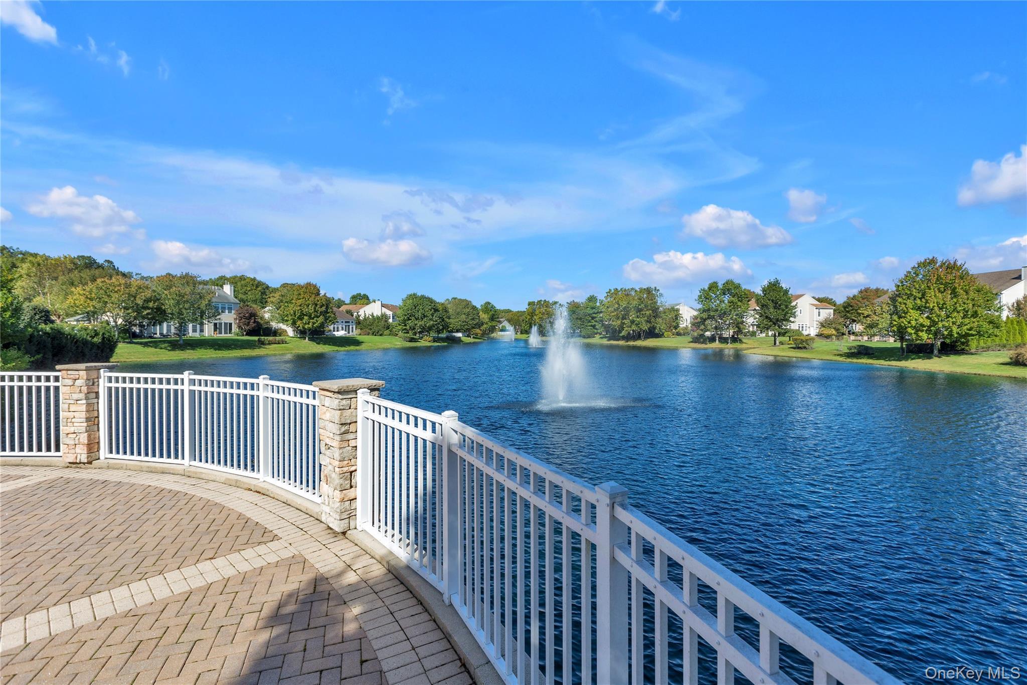 Single Family Hamlet Woods Suffolk County, NY 11780, MLS-923370-41