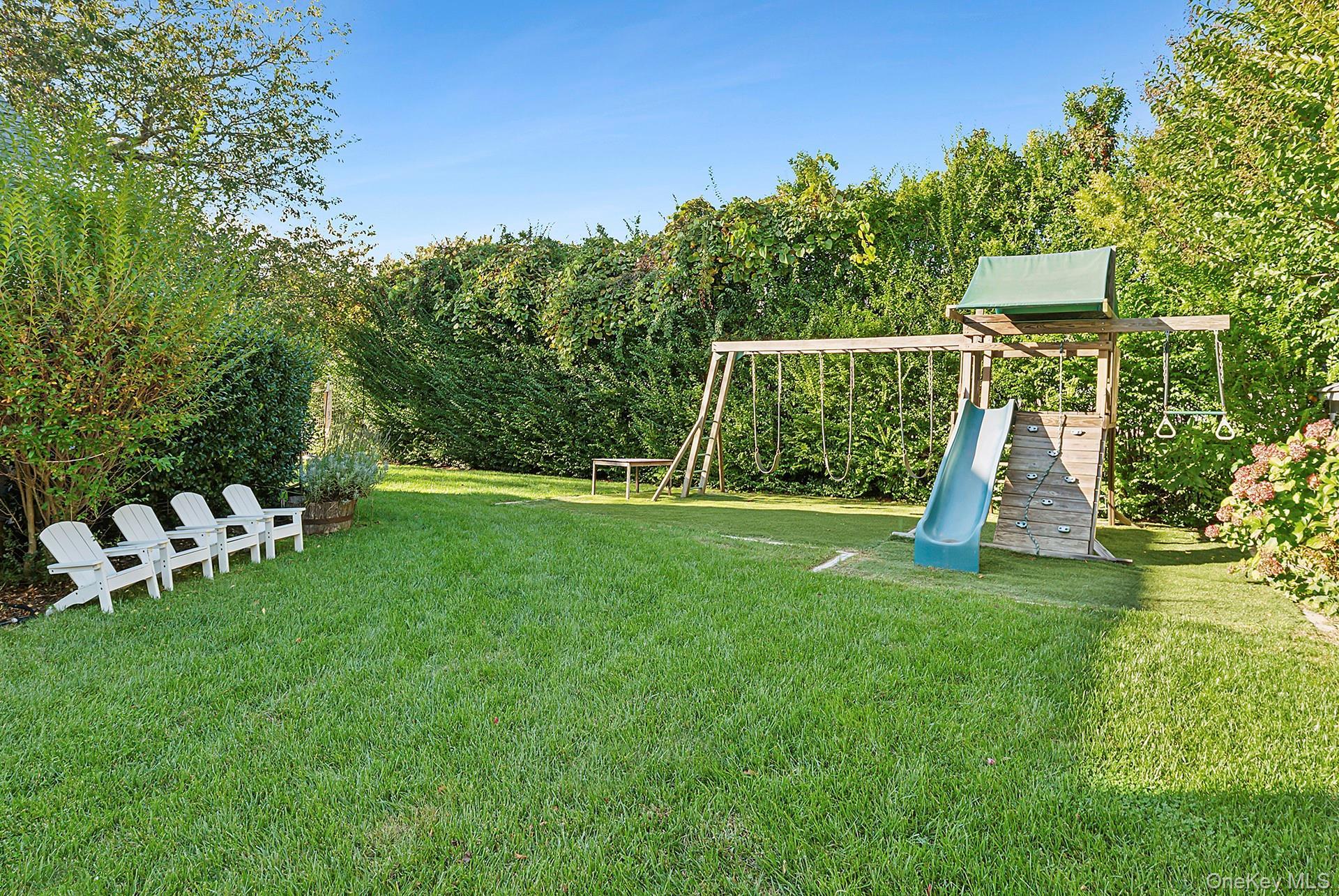 Single Family Windermere Suffolk County, NY 11963, MLS-923385-13