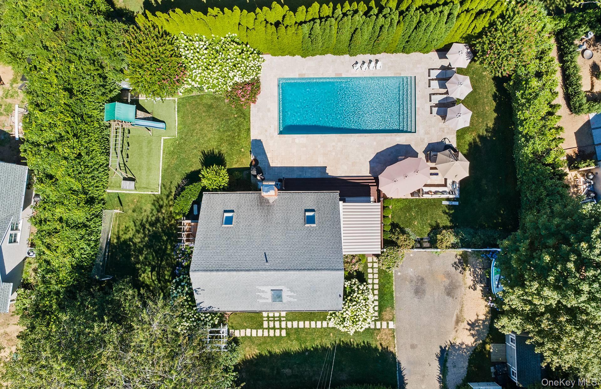 Single Family Windermere Suffolk County, NY 11963, MLS-923385-14