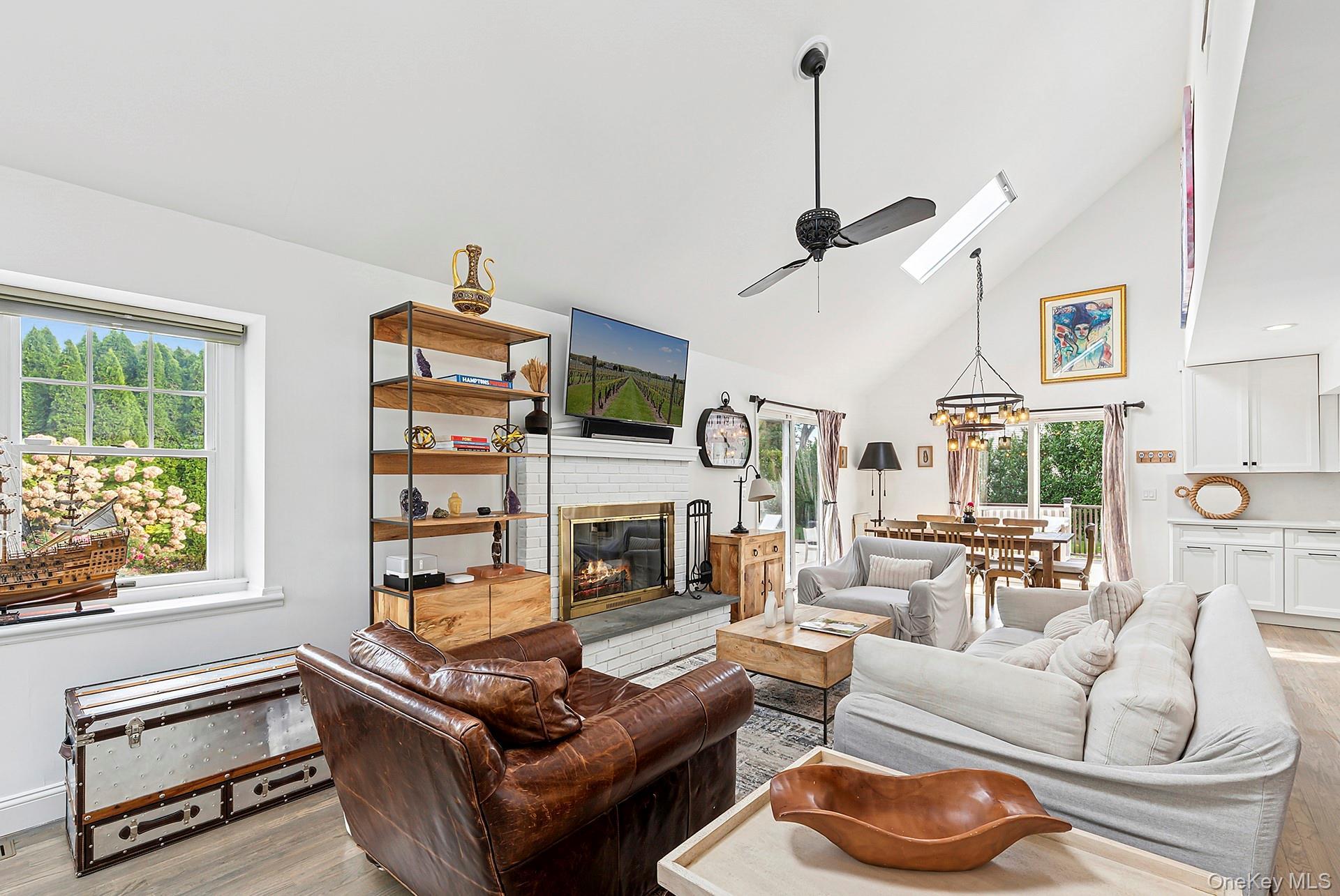 Single Family Windermere Suffolk County, NY 11963, MLS-923385-15