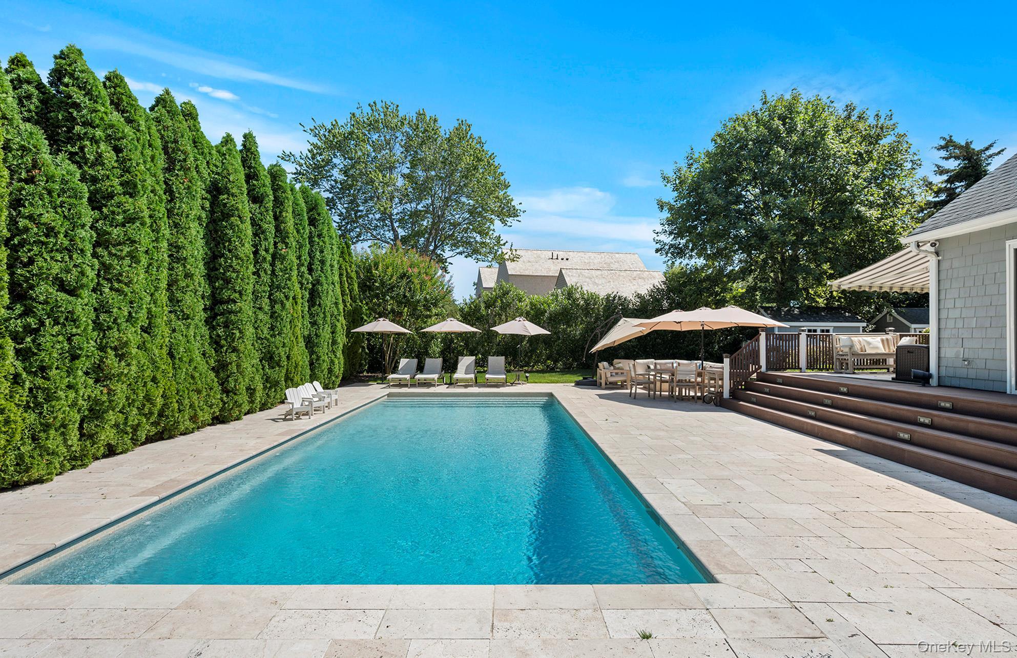 Single Family Windermere Suffolk County, NY 11963, MLS-923385-2