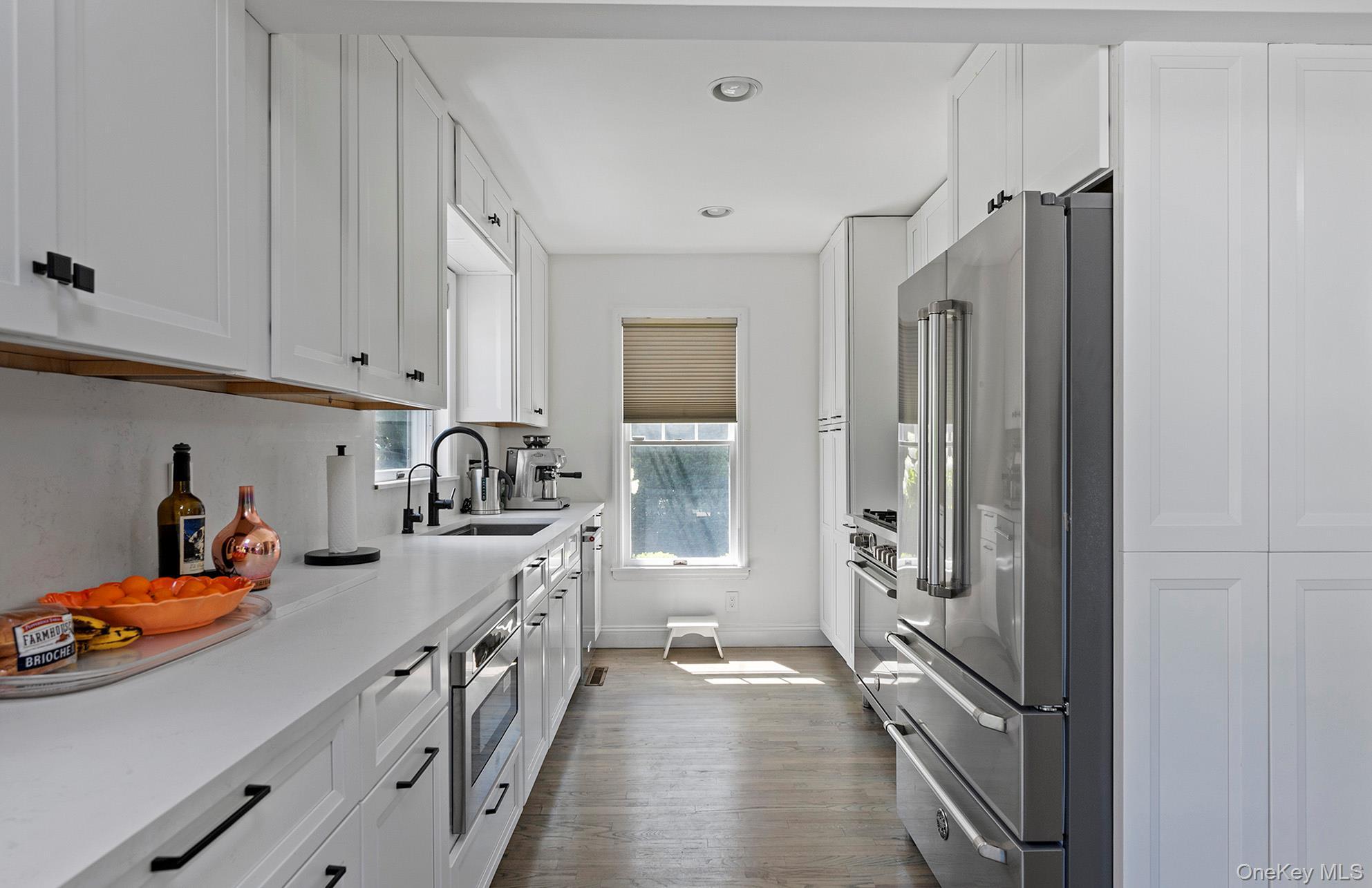 Single Family Windermere Suffolk County, NY 11963, MLS-923385-20