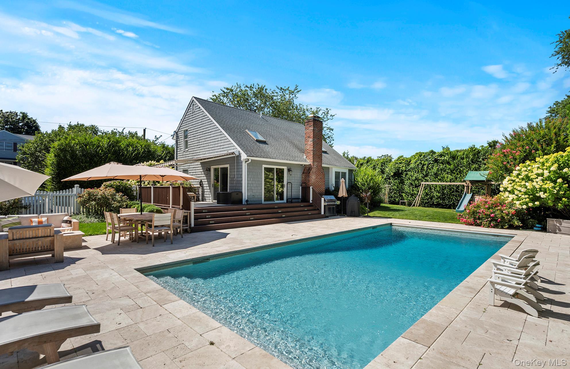 Single Family Windermere Suffolk County, NY 11963, MLS-923385-34