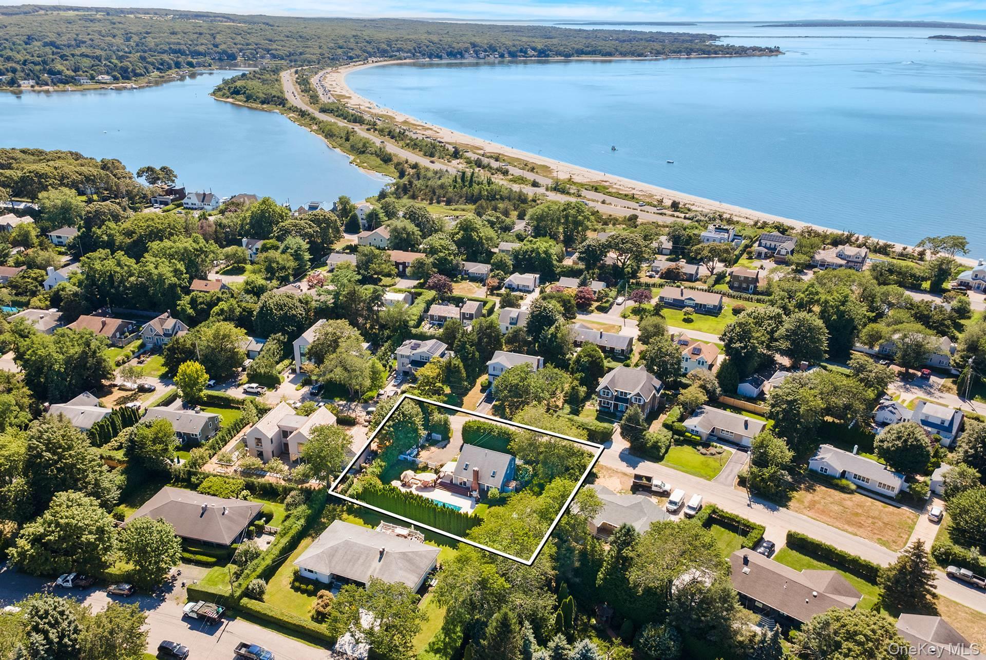 Single Family Windermere Suffolk County, NY 11963, MLS-923385-39