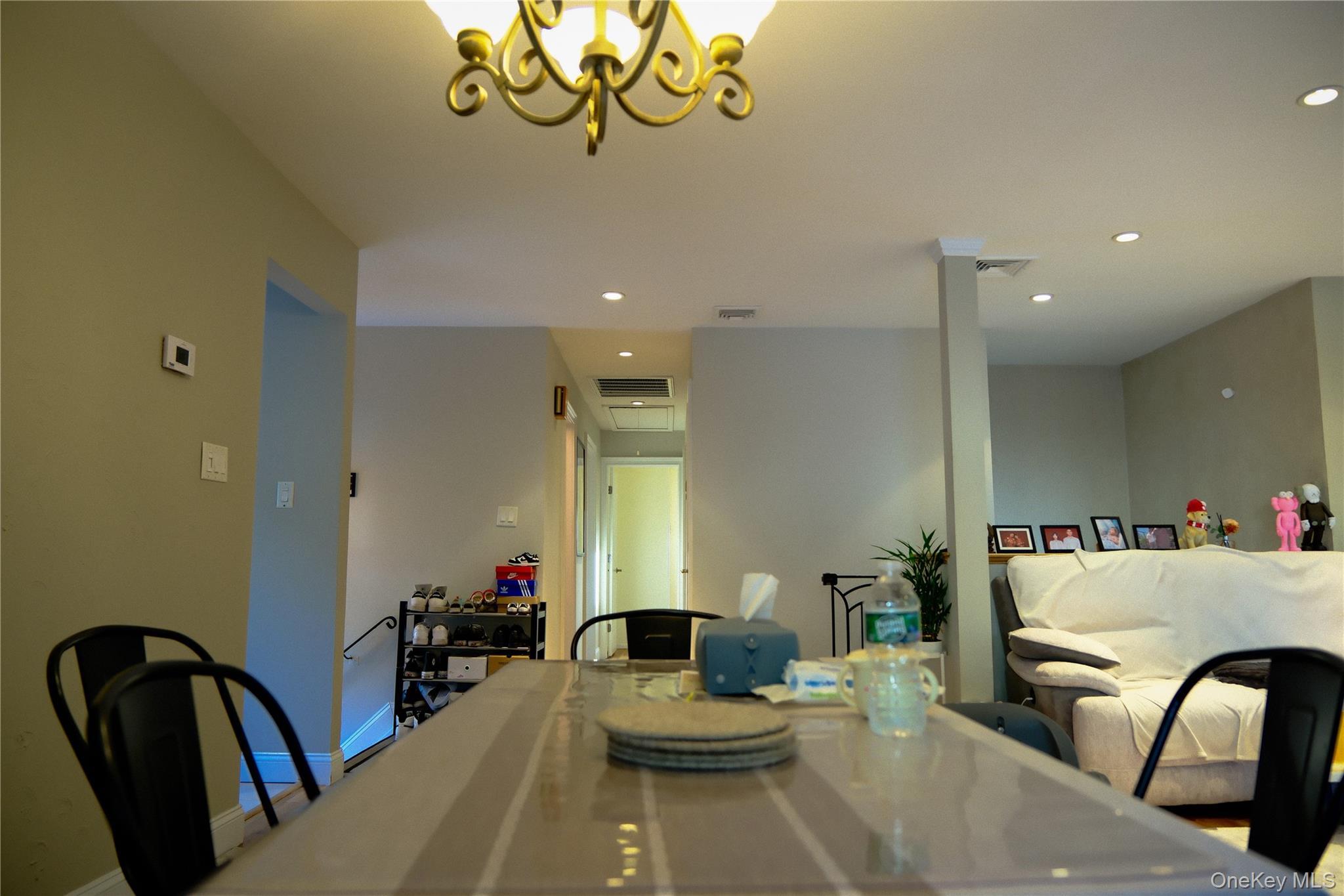 Single Family Bowman Suffolk County, NY 11754, MLS-923400-15