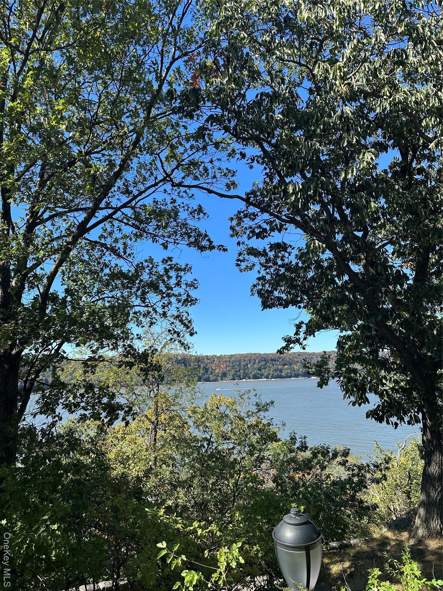 Coop Bennett  Manhattan, NY 10040, MLS-923403-15