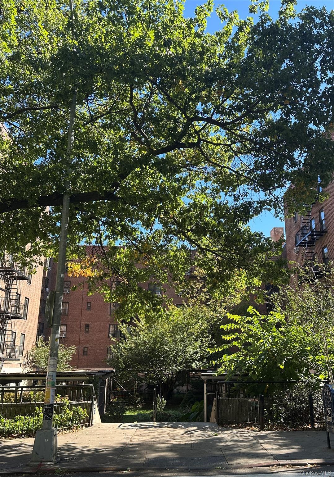 Coop Bennett  Manhattan, NY 10040, MLS-923403-5