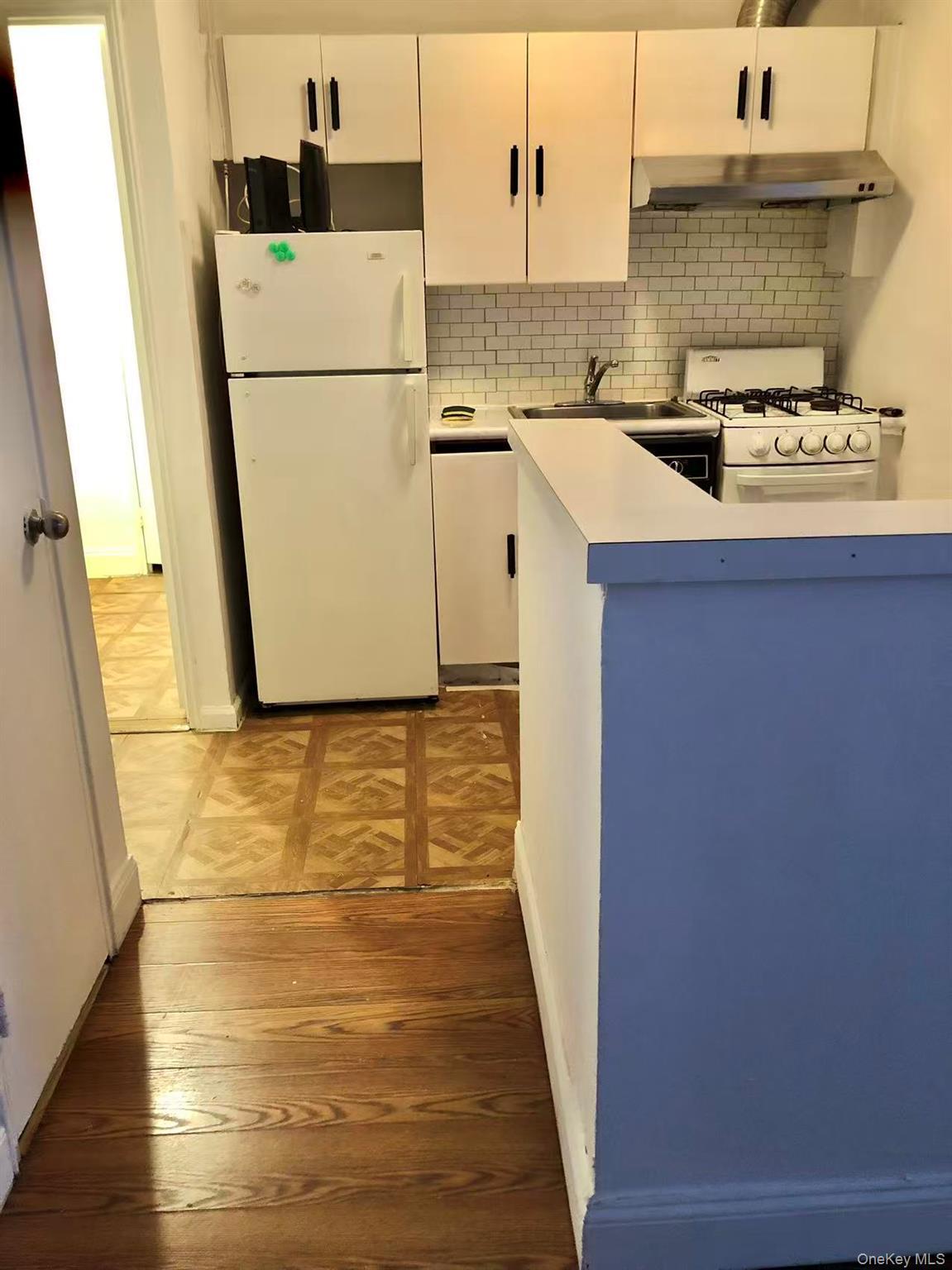 Coop 72 Nd  Queens, NY 11367, MLS-923417-4