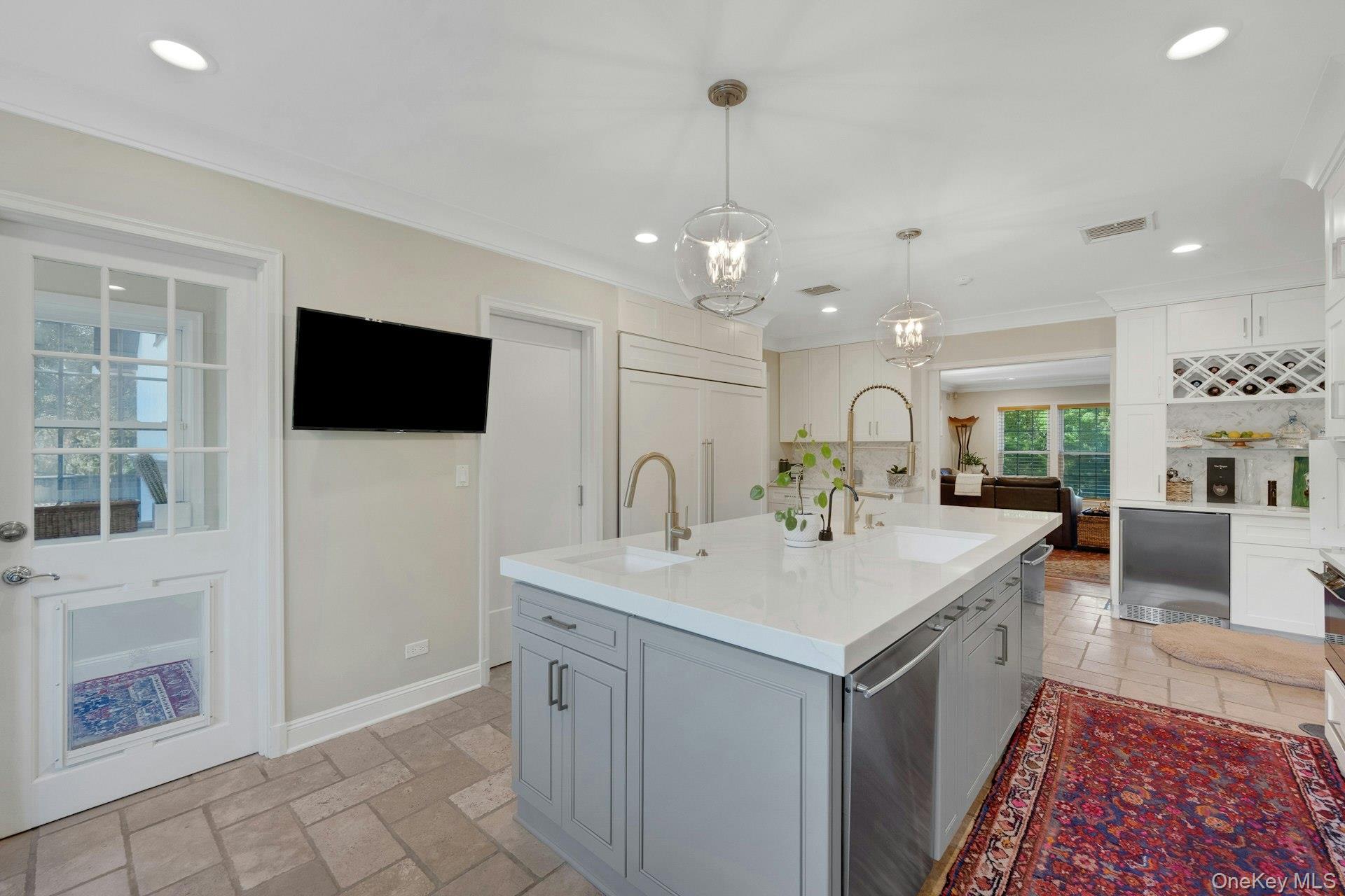 Single Family Rosedale Westchester County, NY 10605, MLS-923421-14