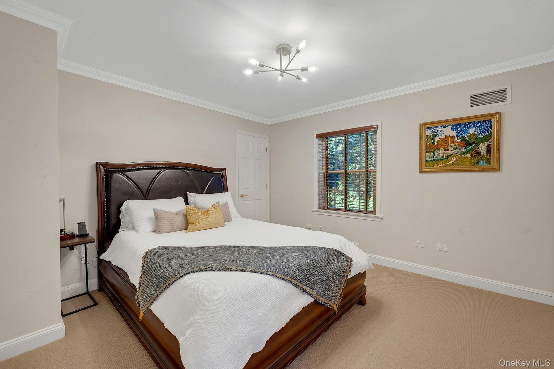 Single Family Rosedale Westchester County, NY 10605, MLS-923421-21