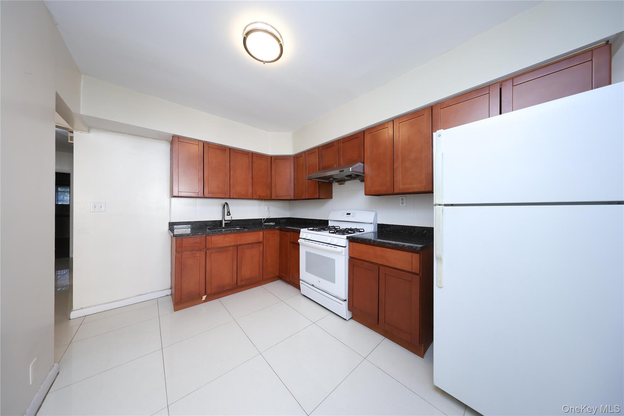 Single Family Curzon Queens, NY 11418, MLS-923423-7