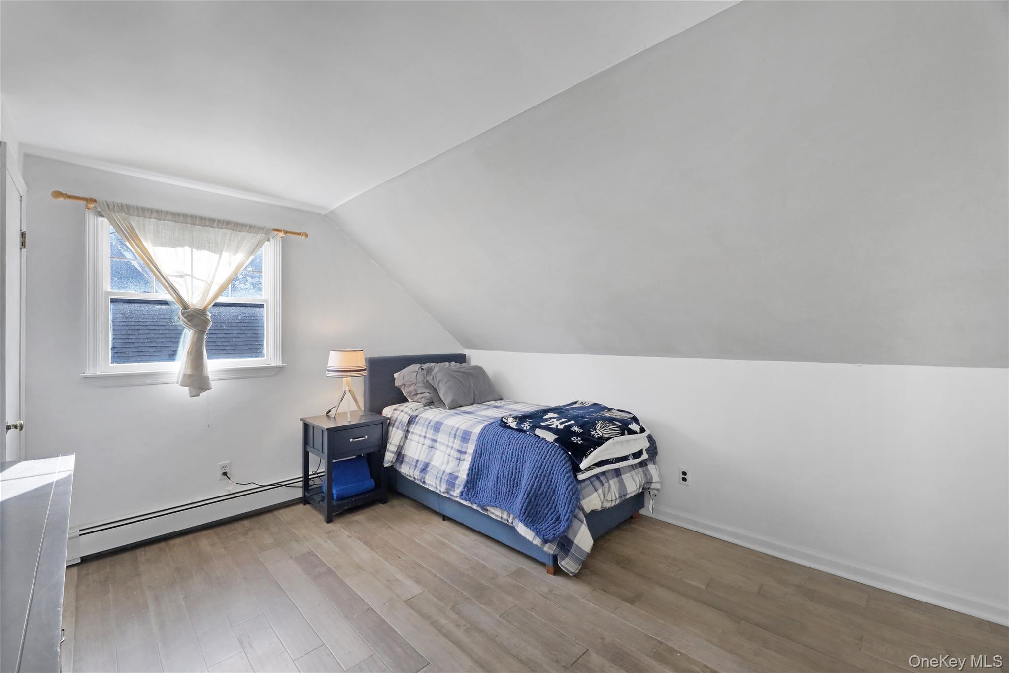 Single Family Nidzyn Suffolk County, NY 11960, MLS-923439-20