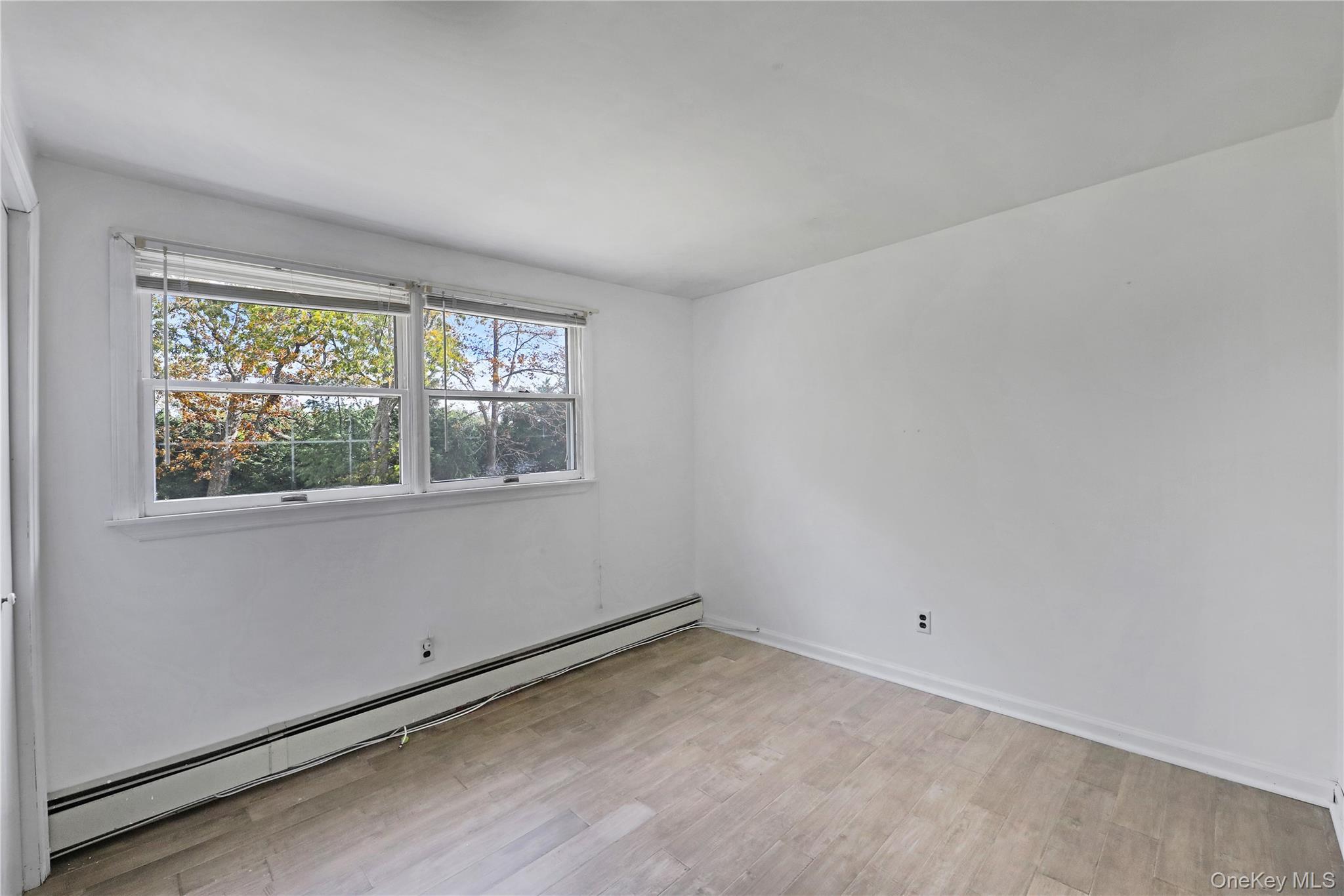 Single Family Nidzyn Suffolk County, NY 11960, MLS-923439-21