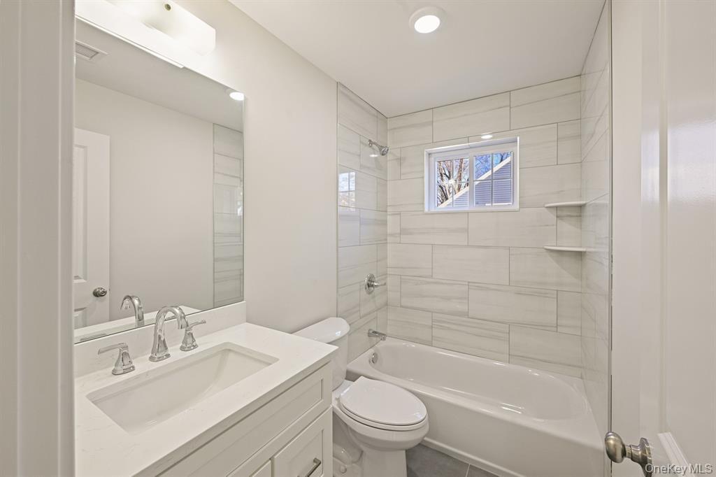 Single Family Forest  Suffolk County, NY 11776, MLS-923467-10