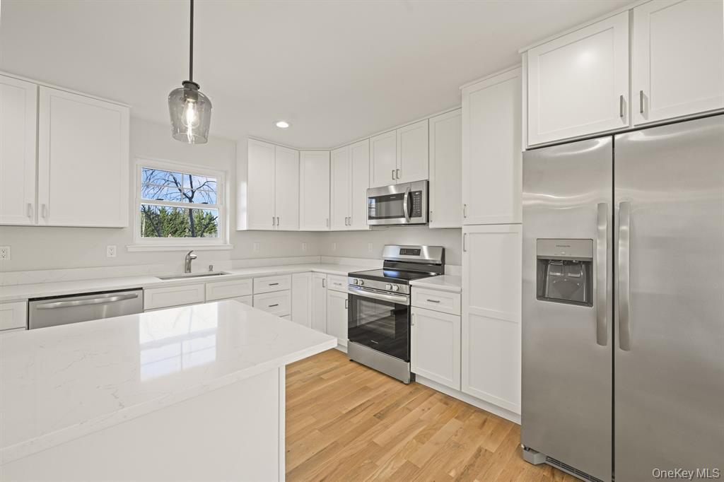 Single Family Forest  Suffolk County, NY 11776, MLS-923467-3