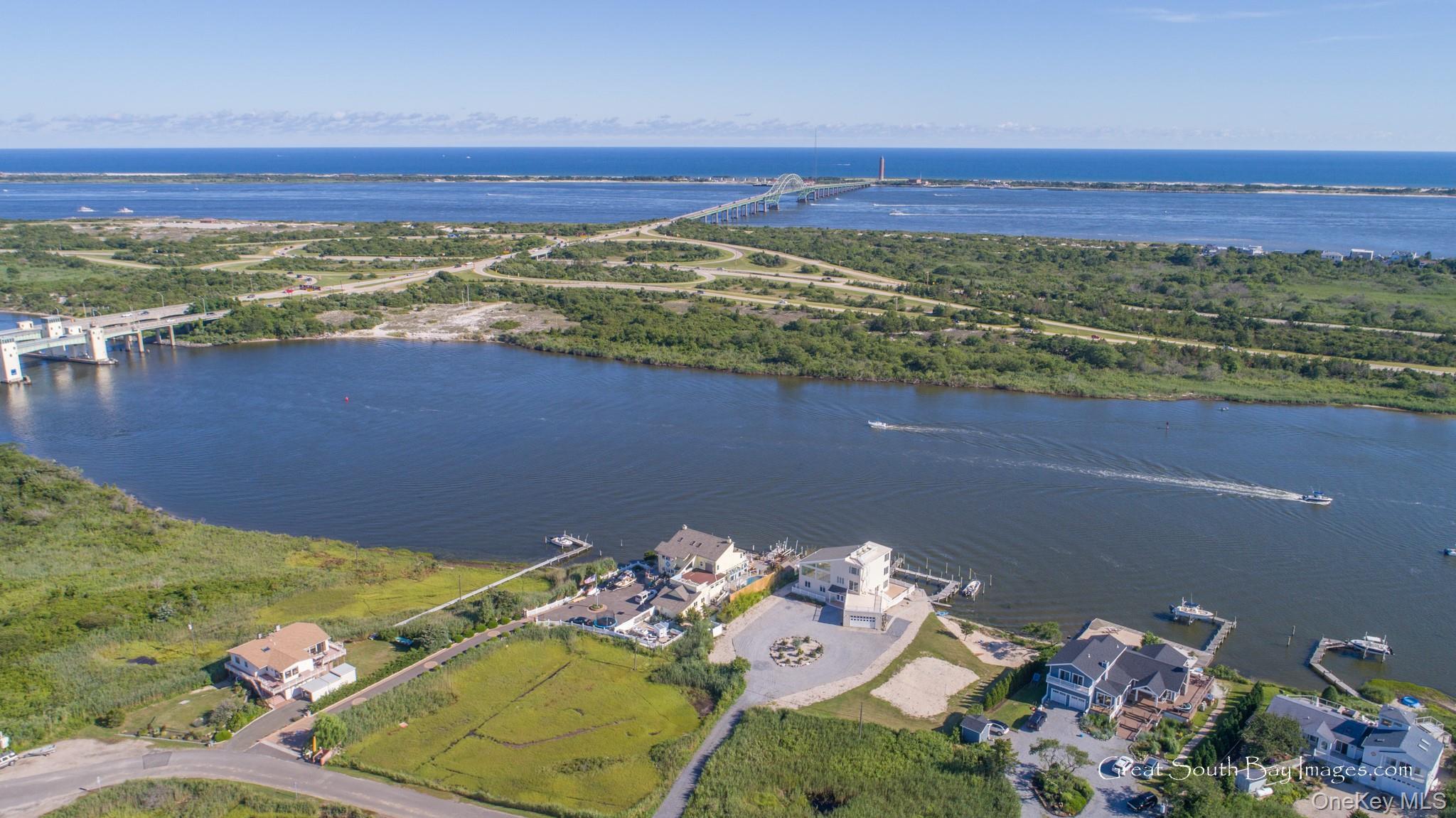 Single Family Captree Island  Suffolk County, NY 11702, MLS-923471-3